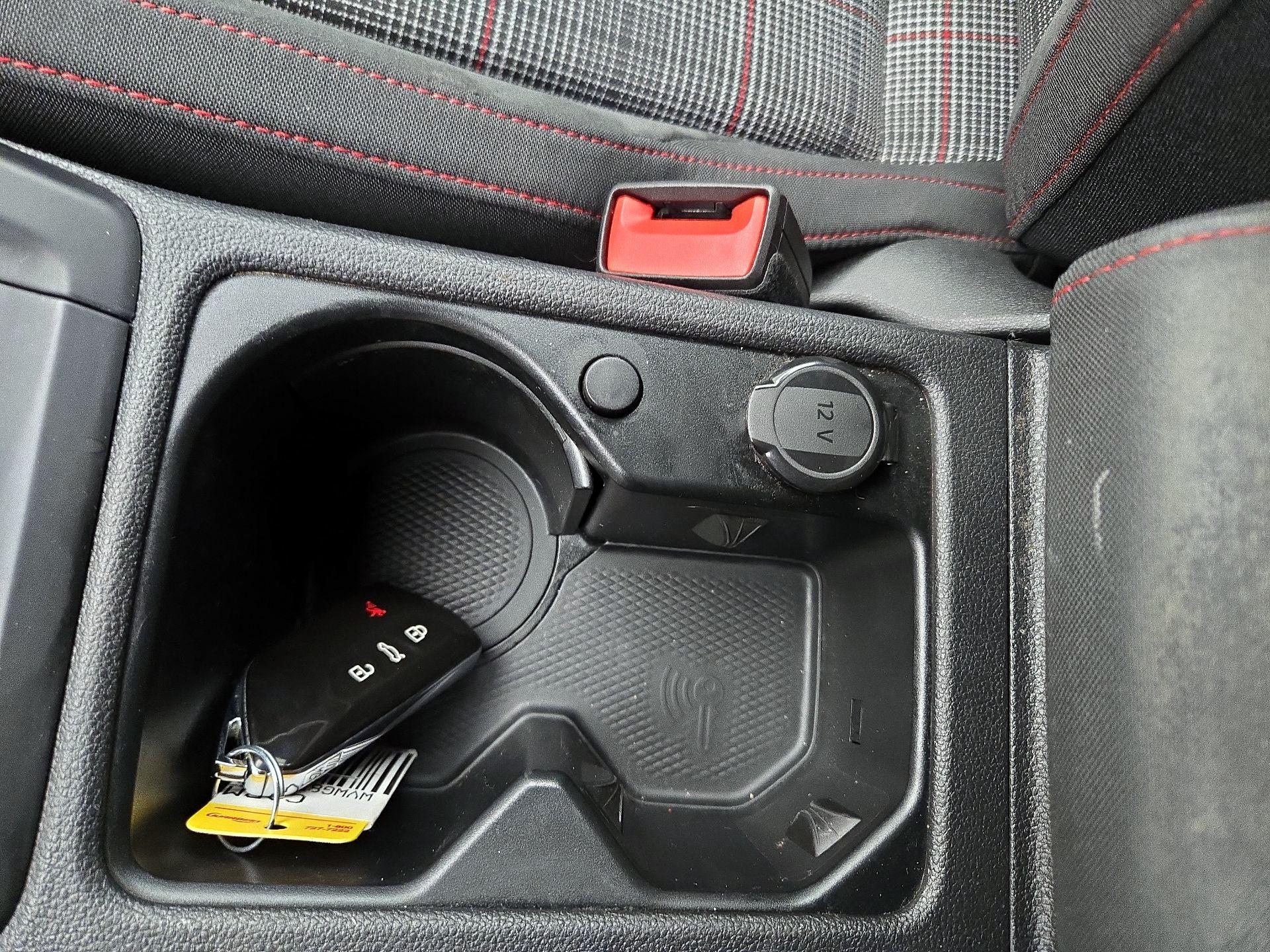 Thumbnail: 2022 Volkswagen Golf - 18