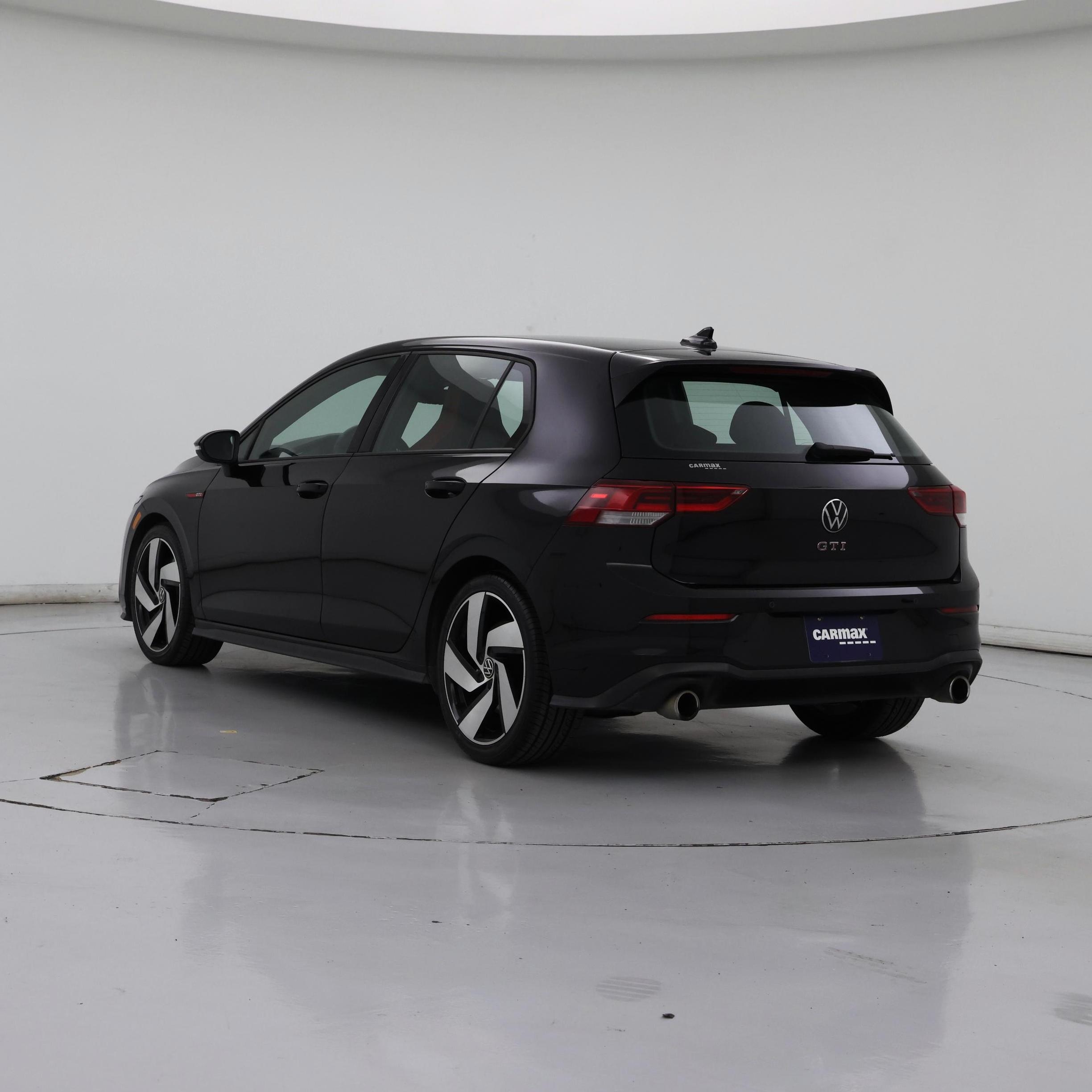 Thumbnail: 2022 Volkswagen Golf - 2