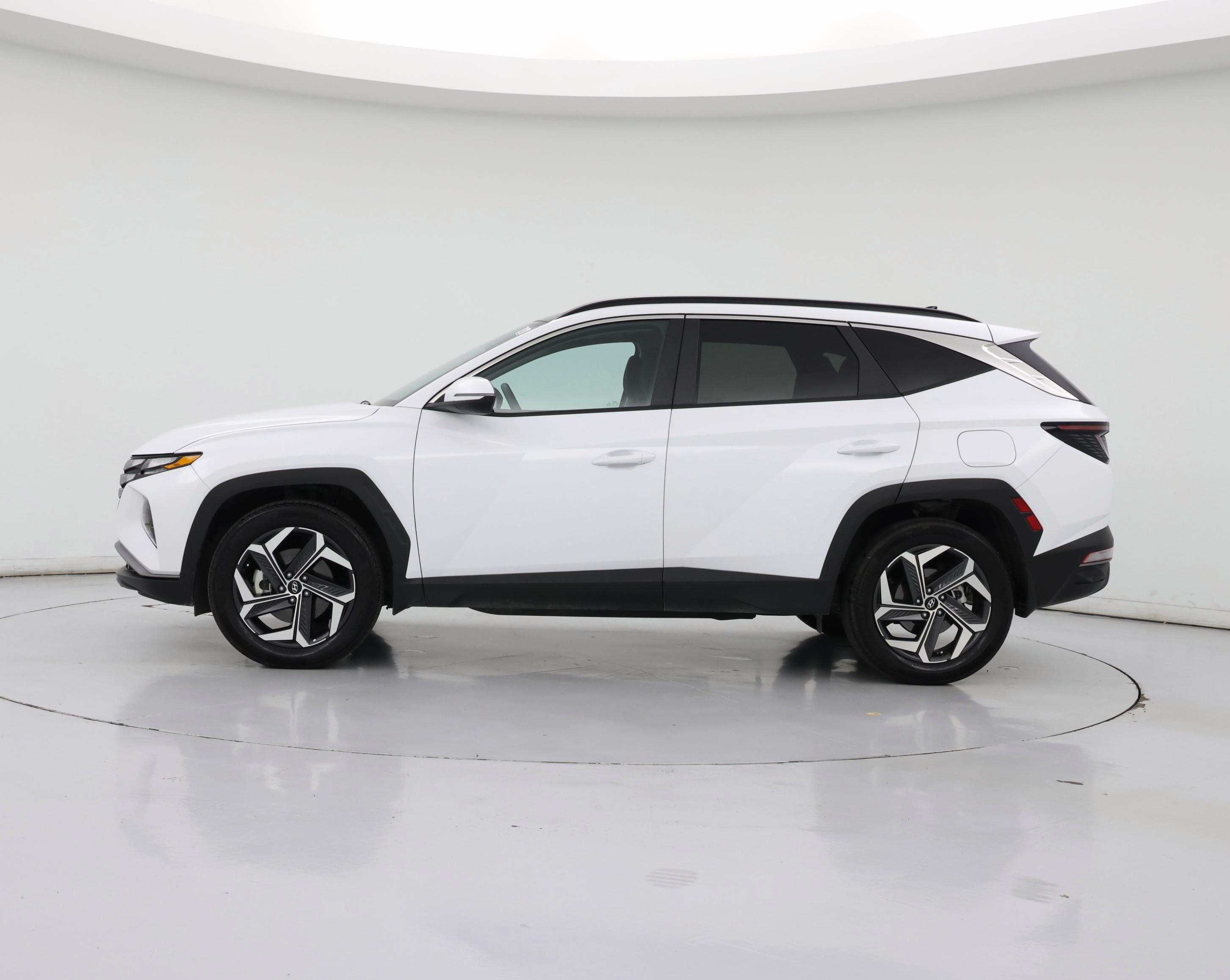 Thumbnail: 2022 Hyundai Tucson - 3
