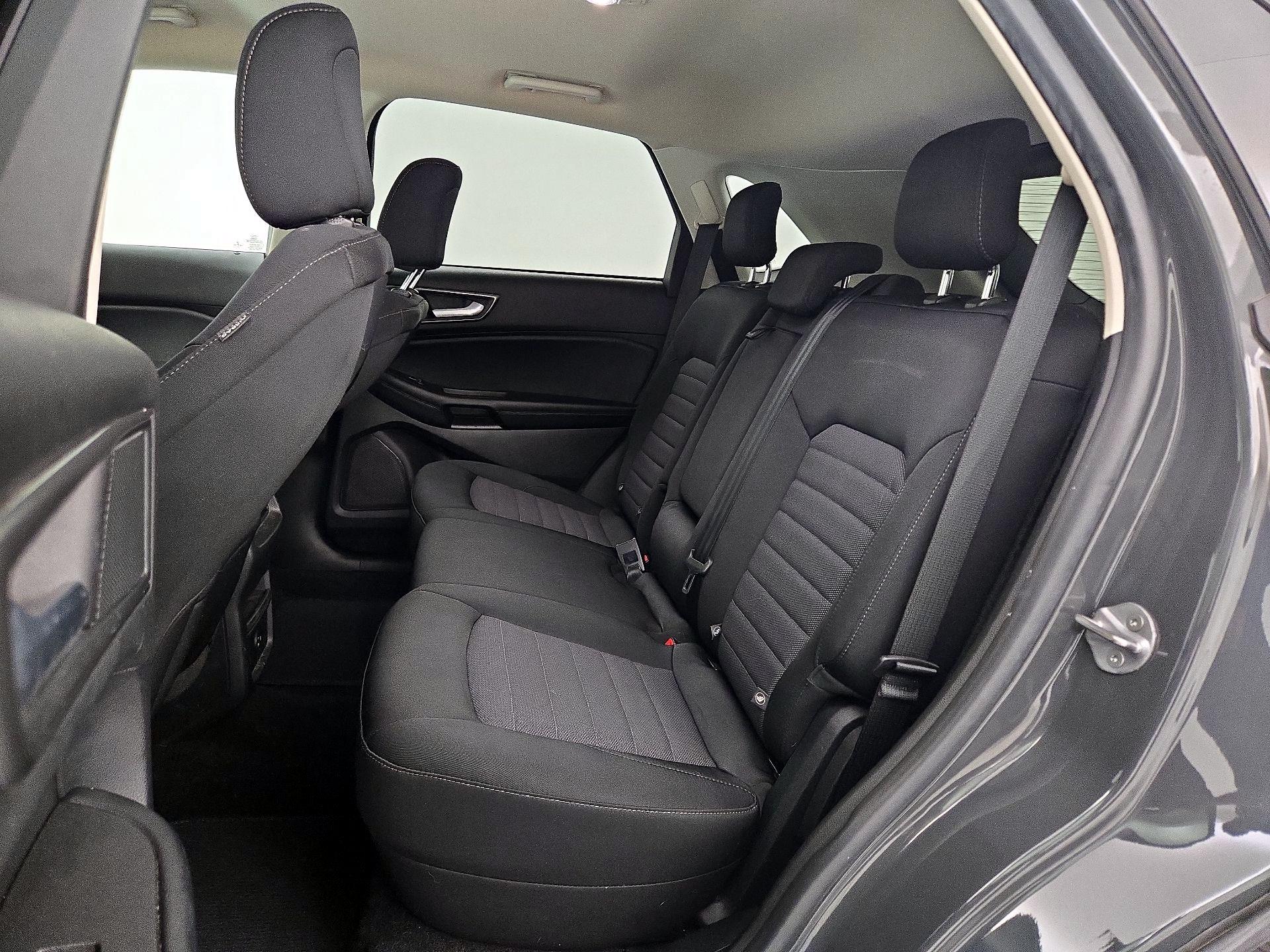 Thumbnail: 2021 Ford Edge - 19