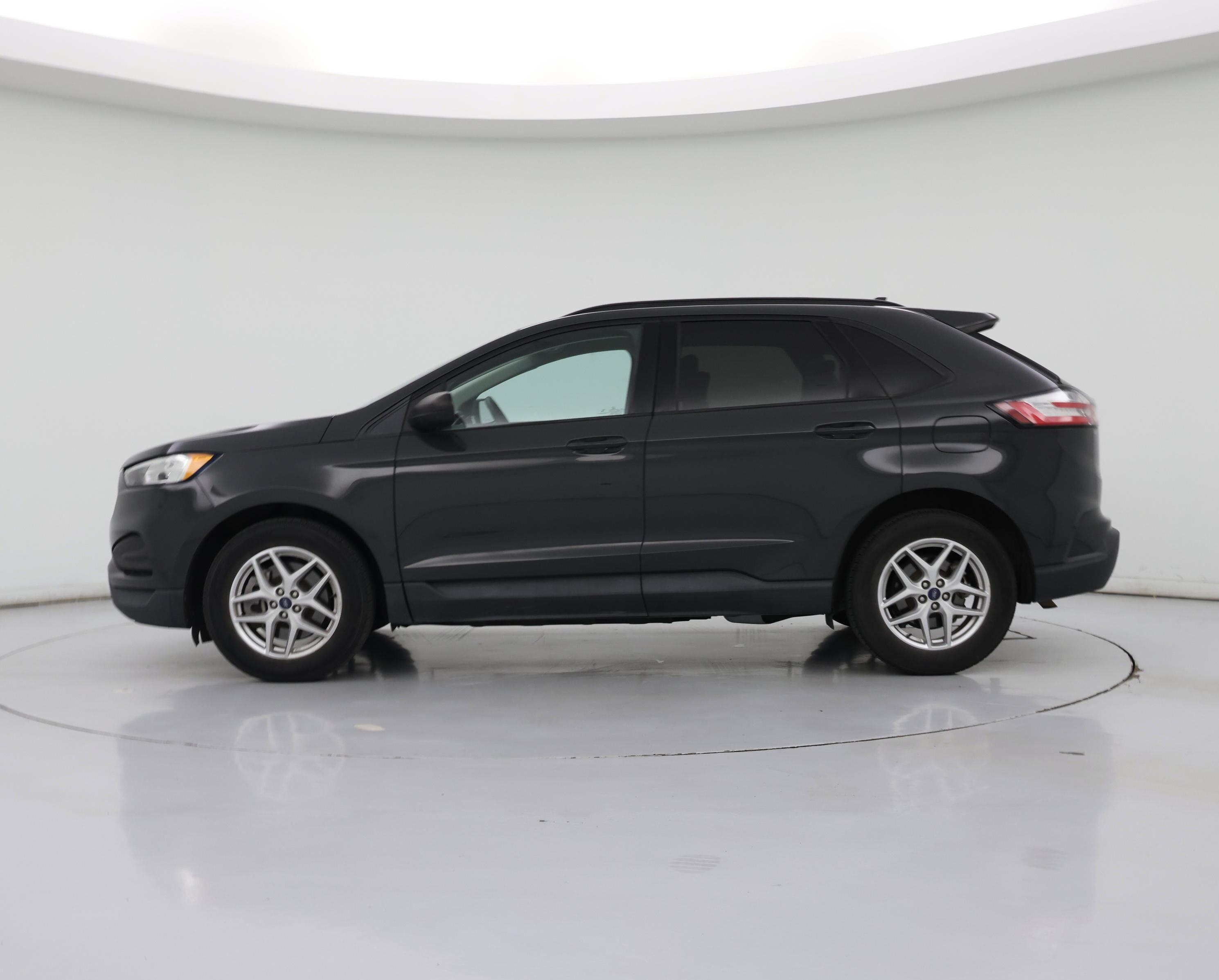 Thumbnail: 2021 Ford Edge - 3