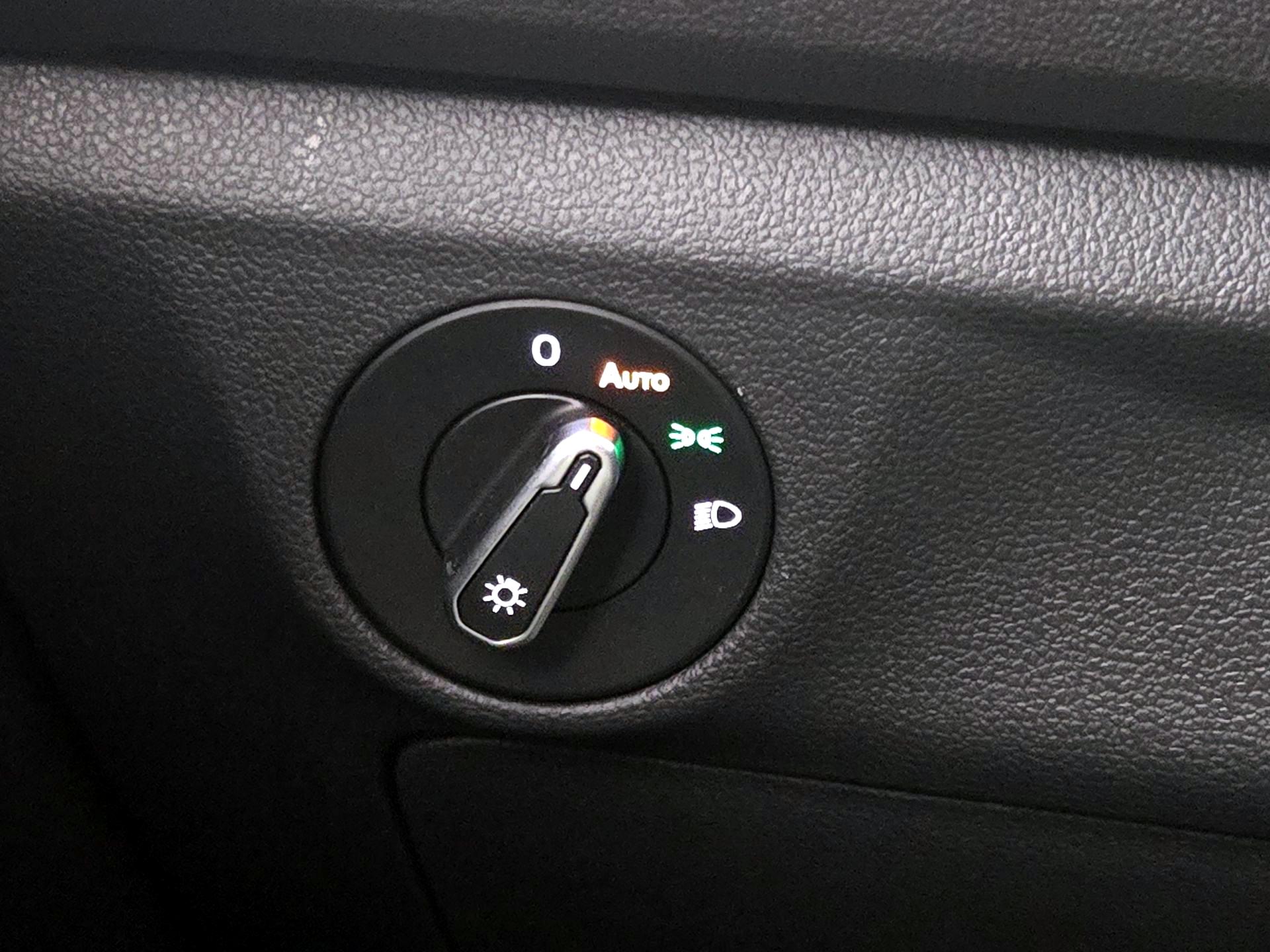 Thumbnail: 2024 Volkswagen Jetta - 13