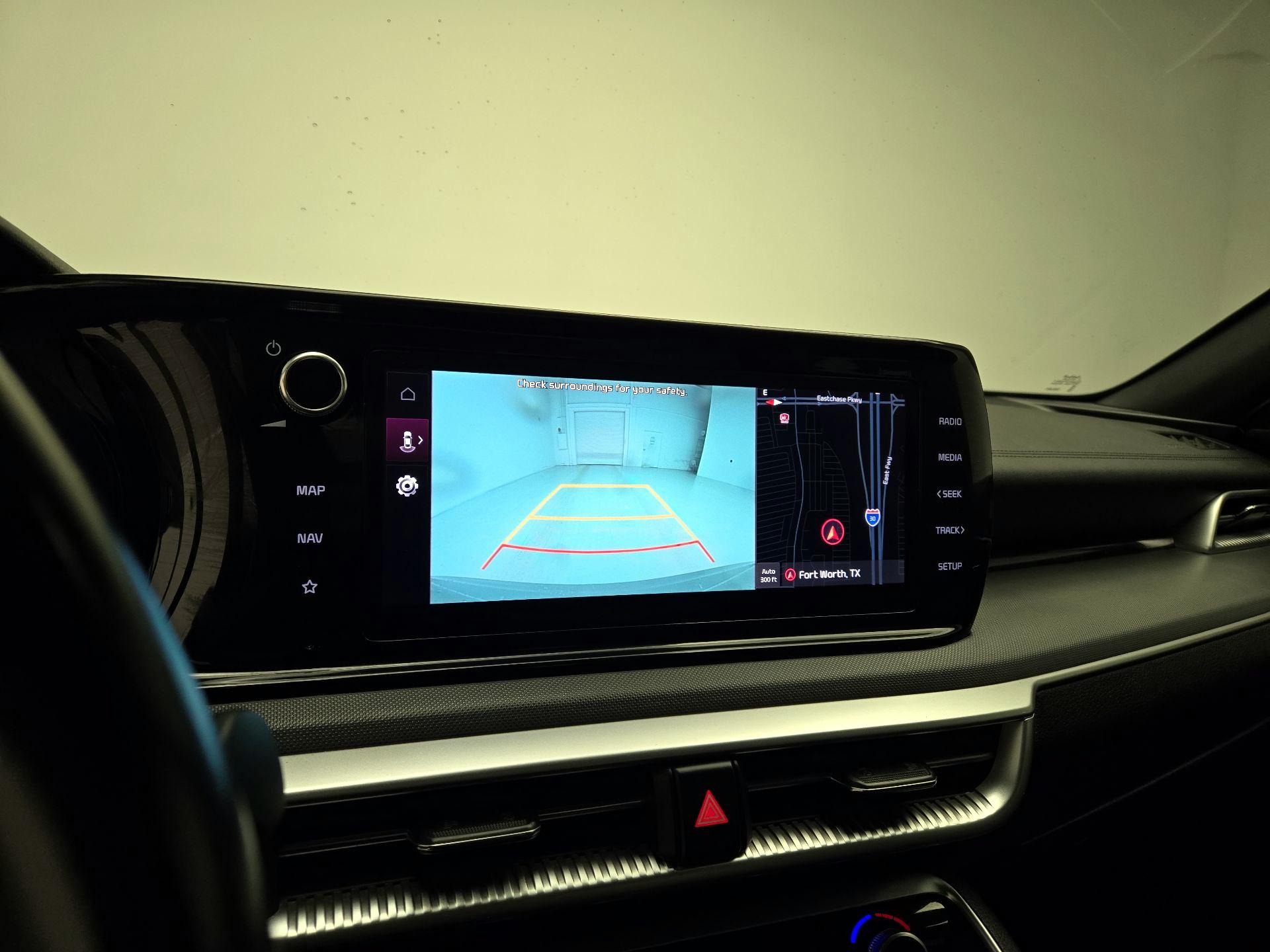 Thumbnail: 2022 Kia K5 - 15