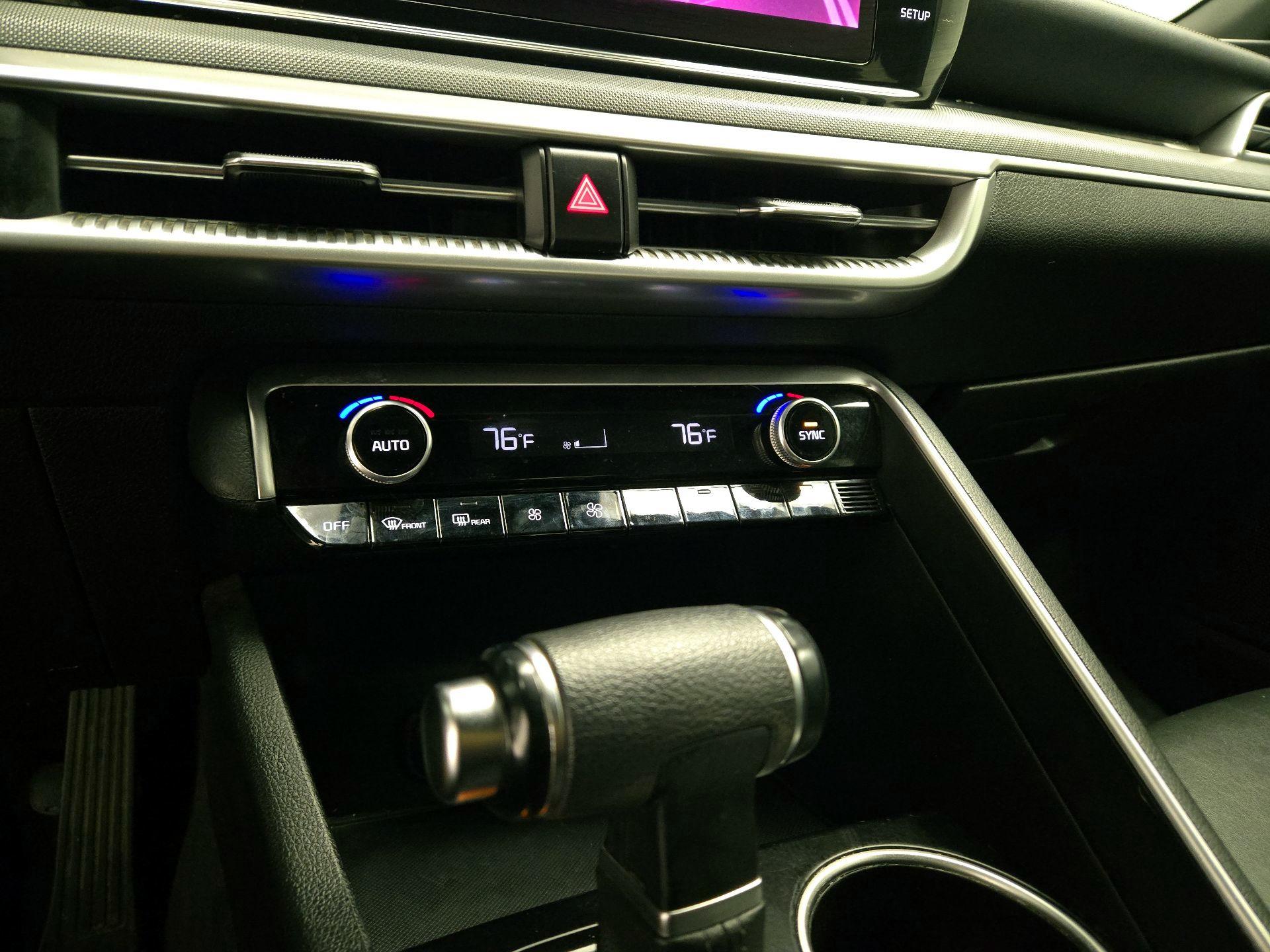 Thumbnail: 2022 Kia K5 - 17