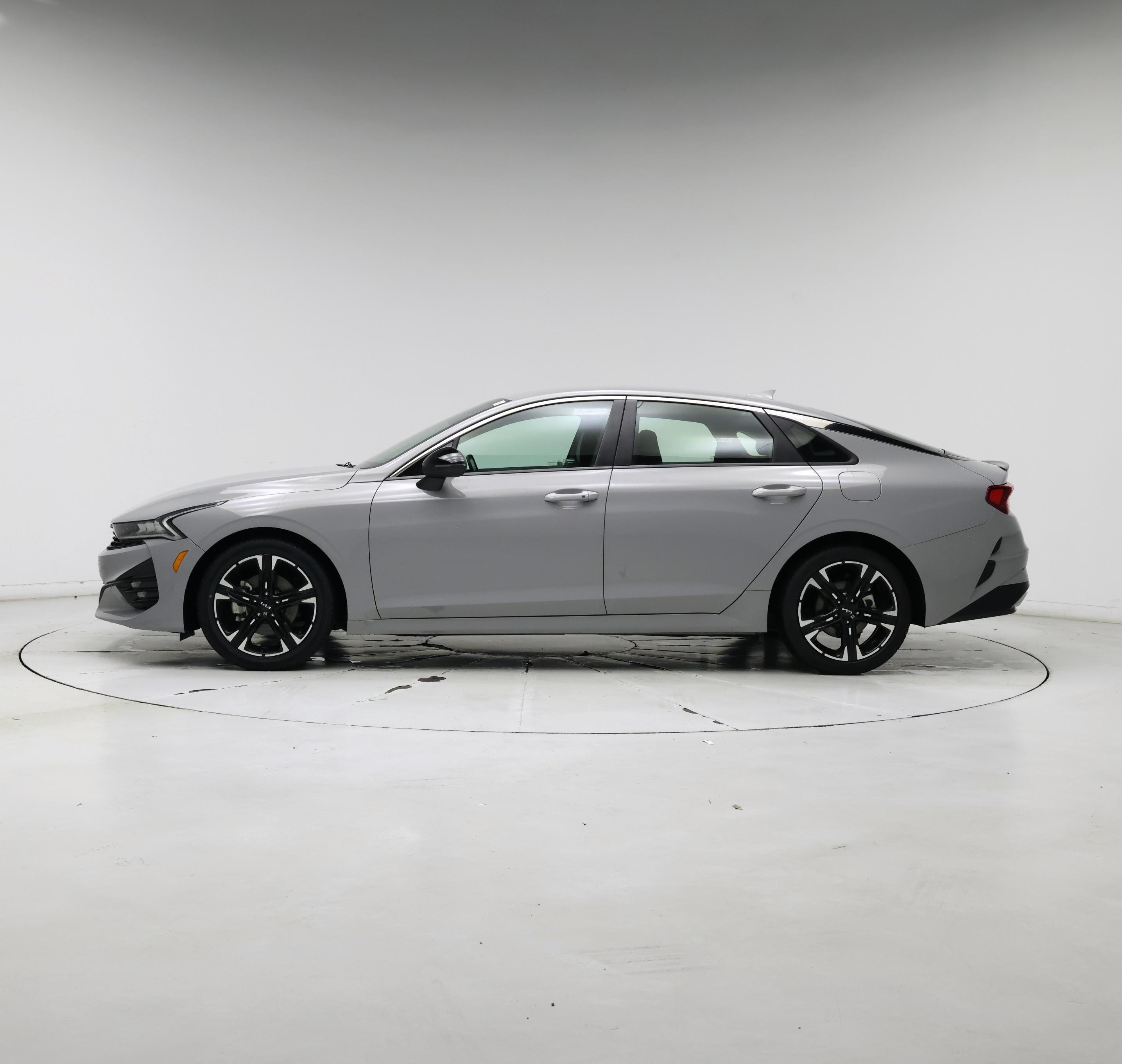 Thumbnail: 2022 Kia K5 - 3