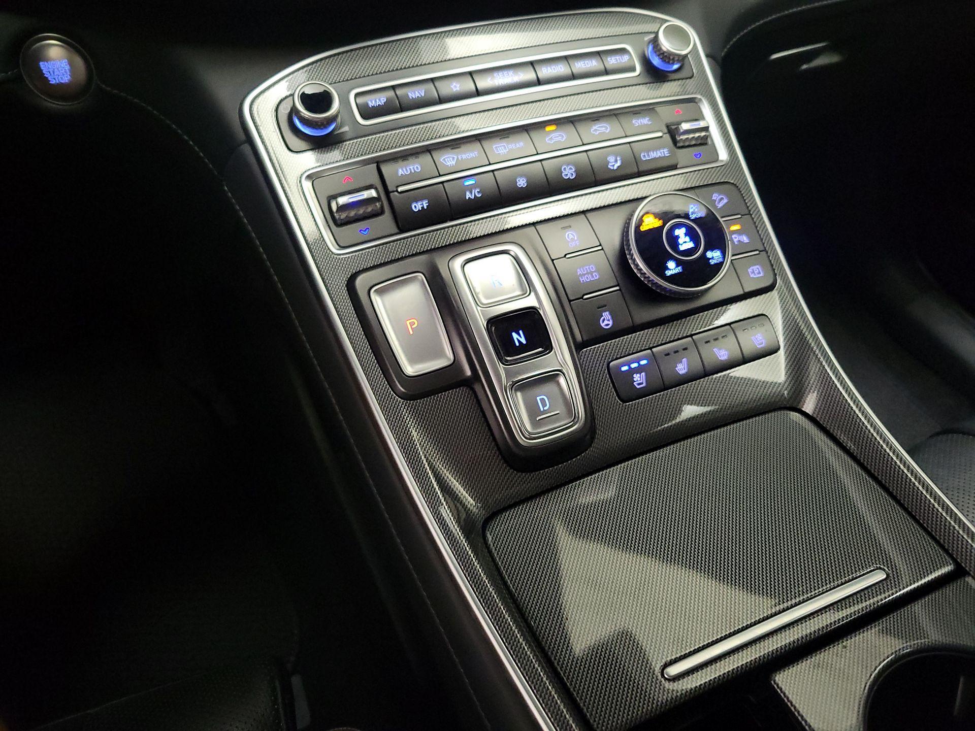 Thumbnail: 2023 Hyundai Santa Fe - 18