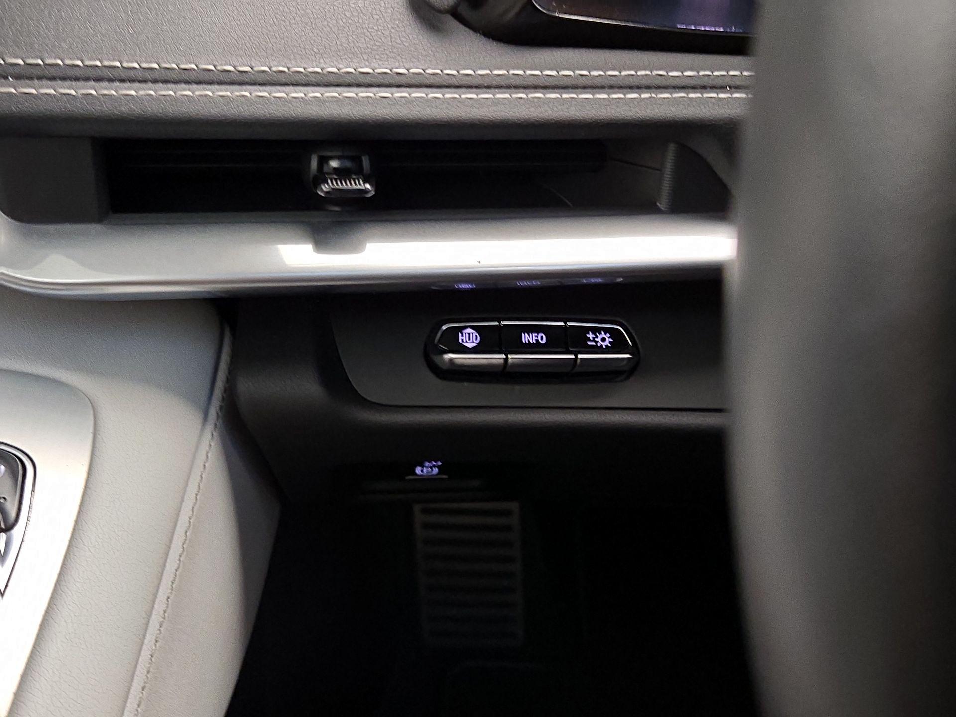 Thumbnail: 2021 Chevrolet Corvette - 13