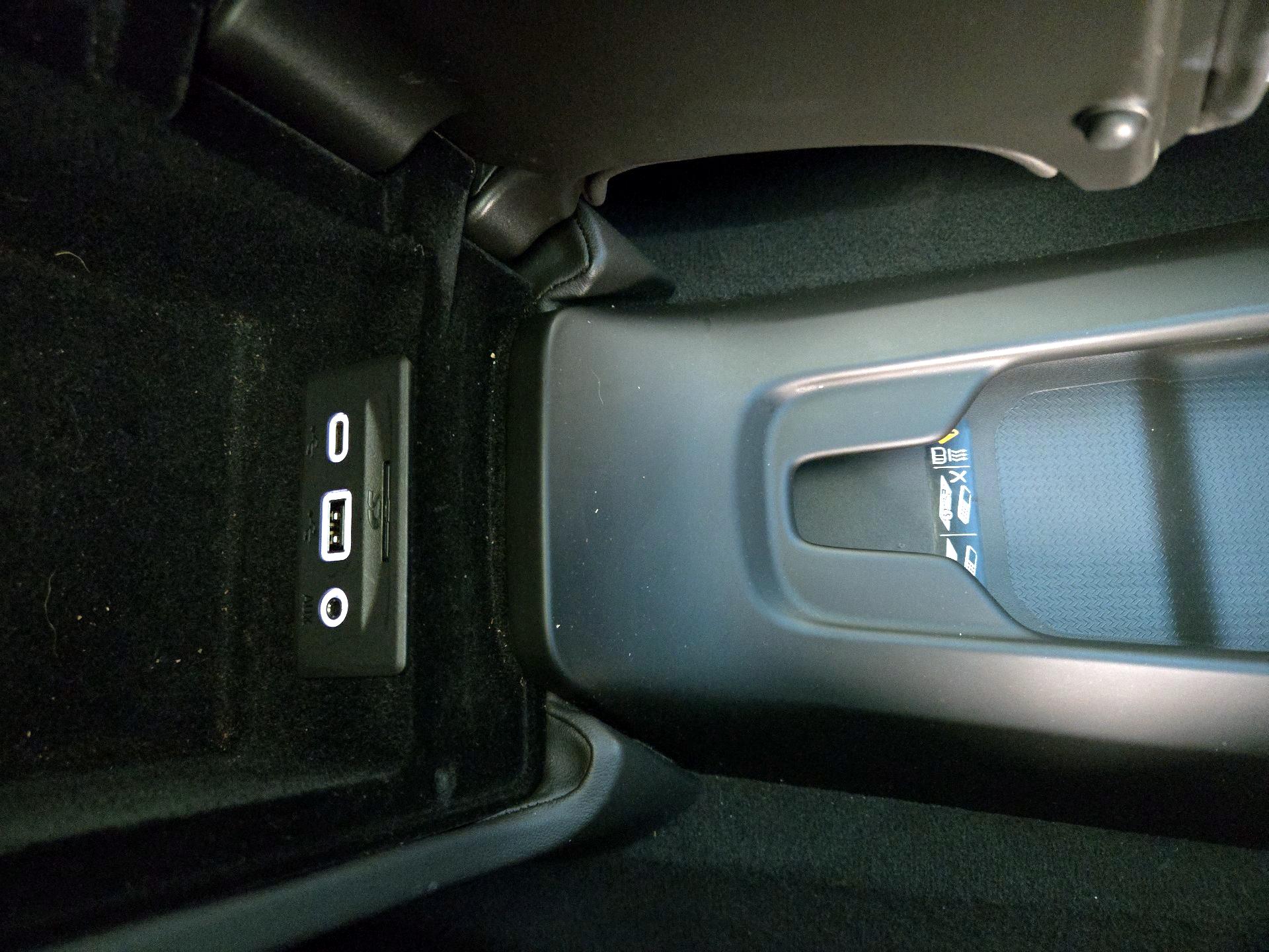 Thumbnail: 2021 Chevrolet Corvette - 19