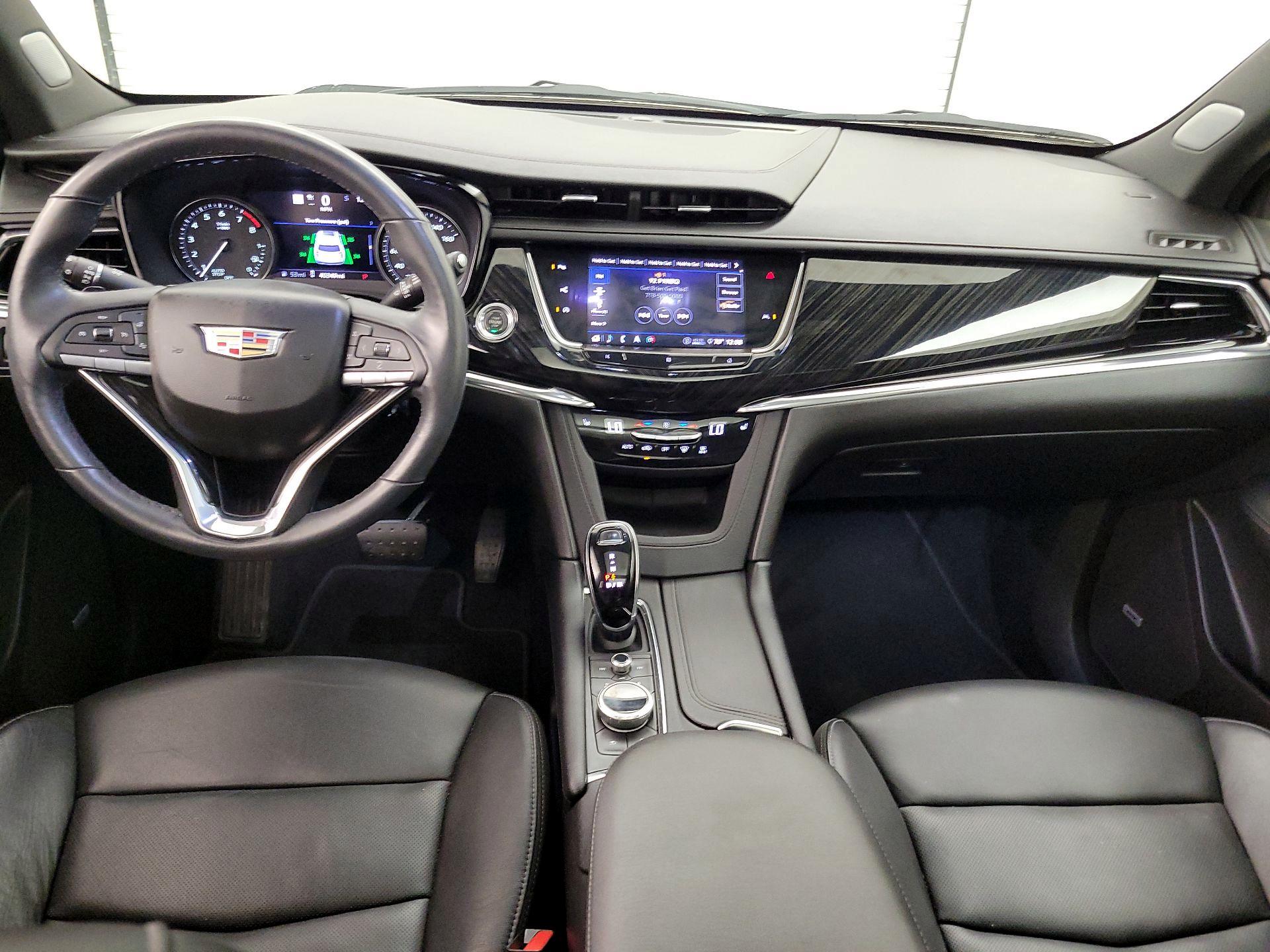 Thumbnail: 2020 Cadillac XT6 - 9