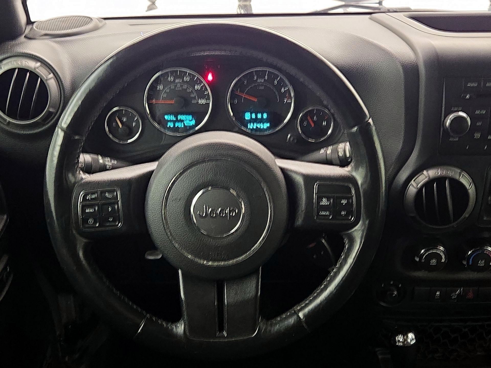 Thumbnail: 2017 Jeep Wrangler - 10