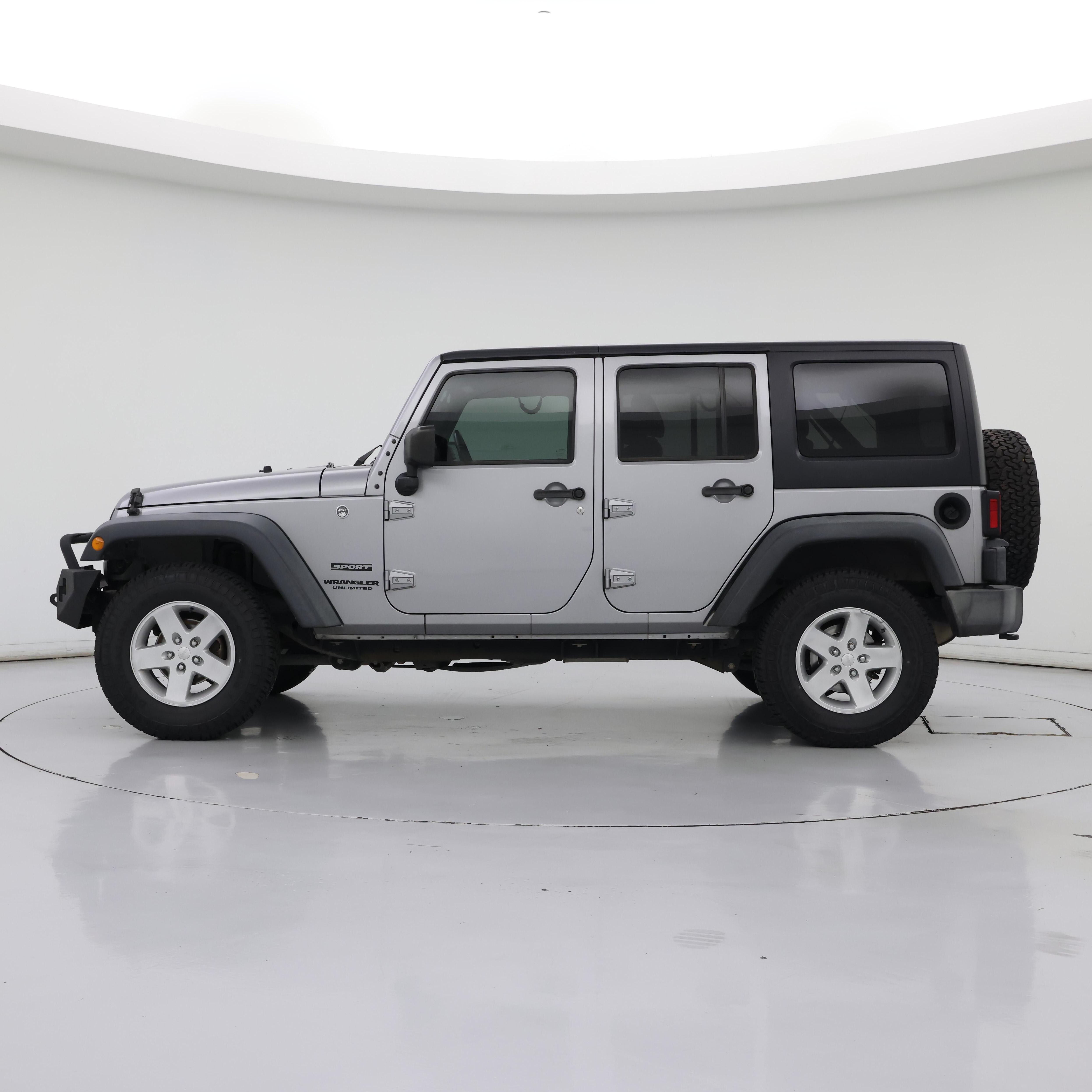 Thumbnail: 2017 Jeep Wrangler - 3