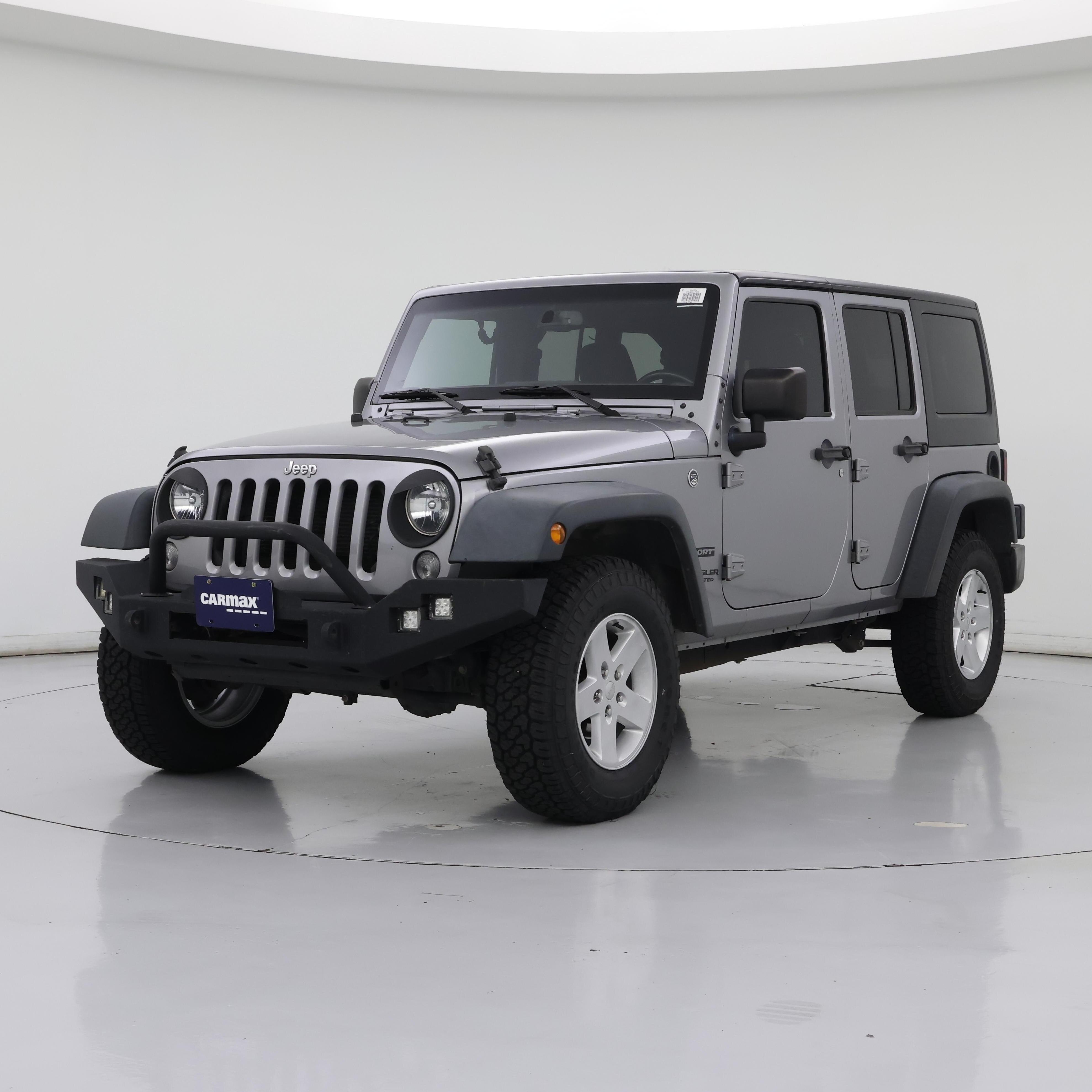 Thumbnail: 2017 Jeep Wrangler - 4
