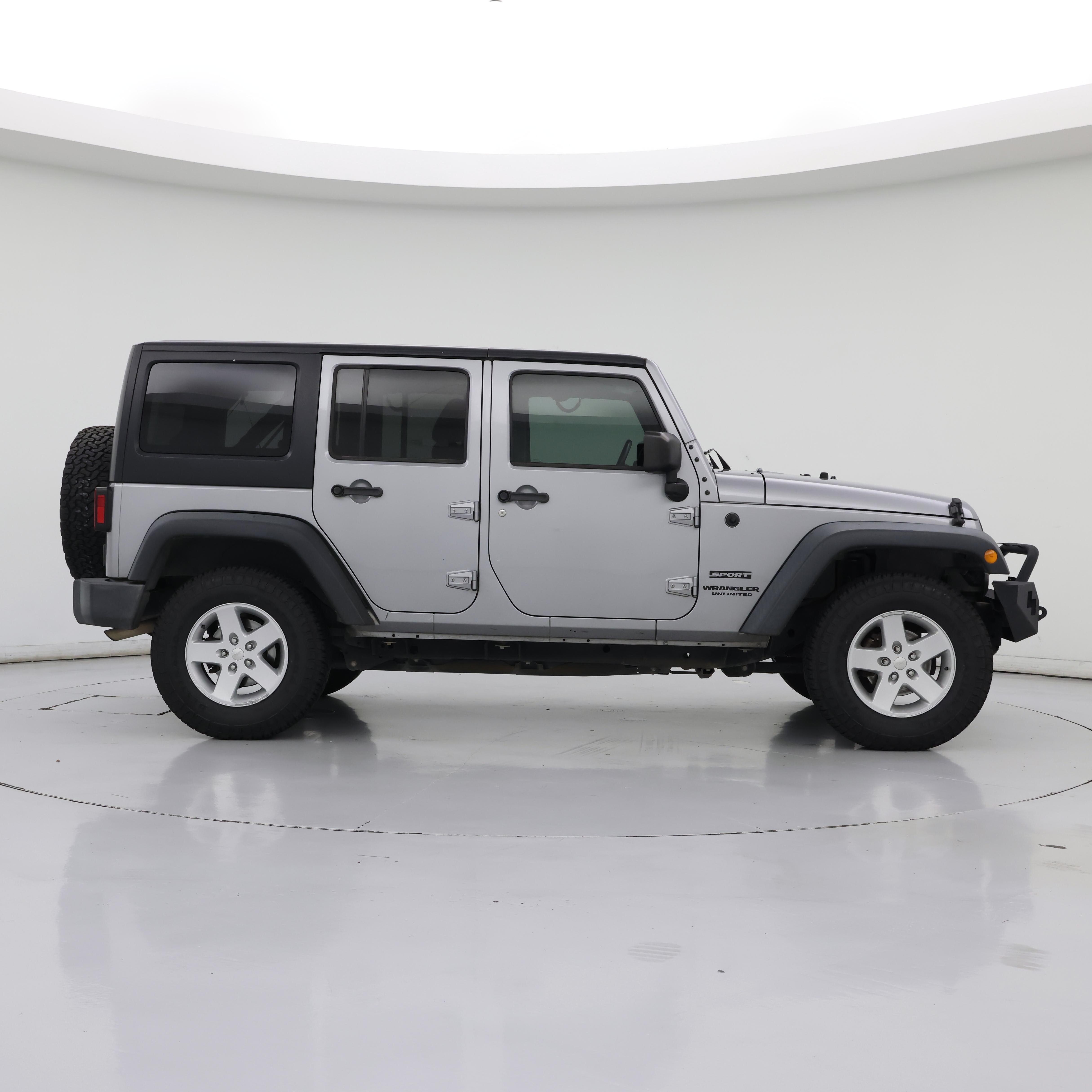 Thumbnail: 2017 Jeep Wrangler - 7