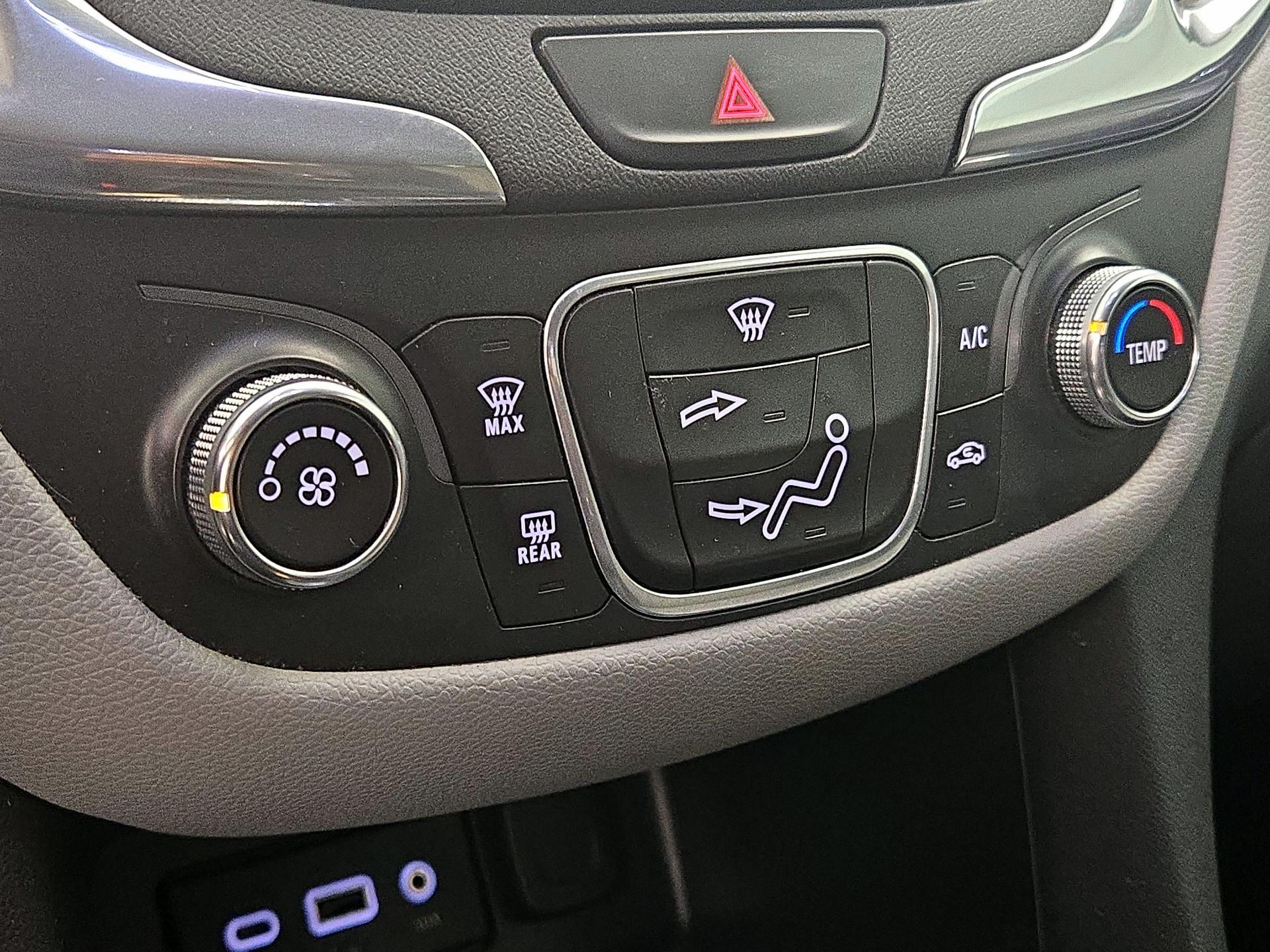 Thumbnail: 2020 Chevrolet Equinox - 16