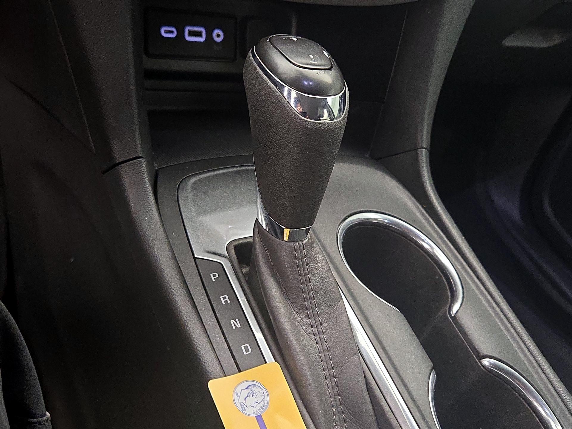 Thumbnail: 2020 Chevrolet Equinox - 17