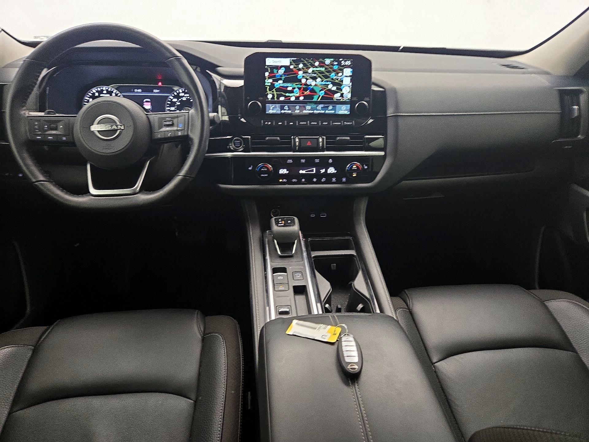 Thumbnail: 2022 Nissan Pathfinder - 9