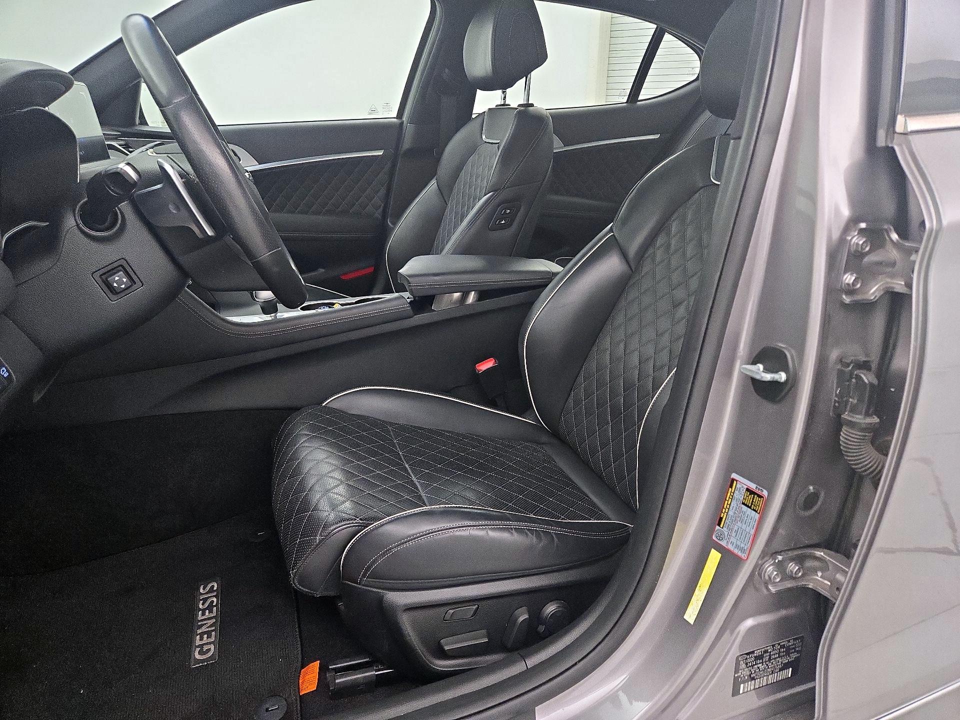 Thumbnail: 2021 Genesis G70 - 11