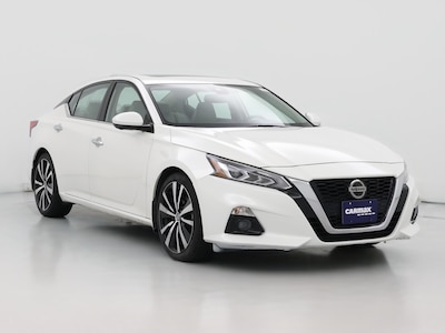 White 2019 Nissan Altima Platinum