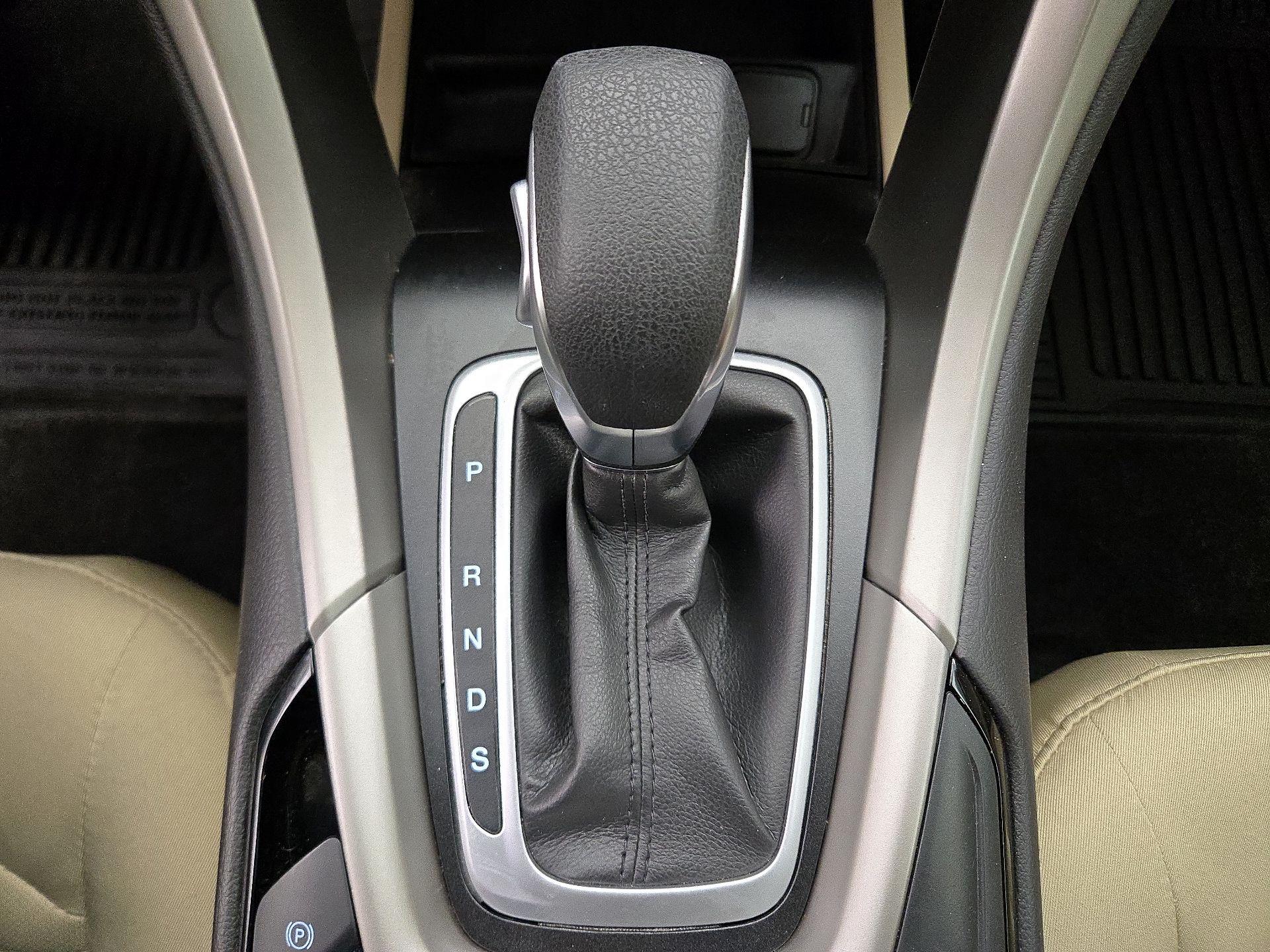 Thumbnail: 2015 Ford Fusion - 17