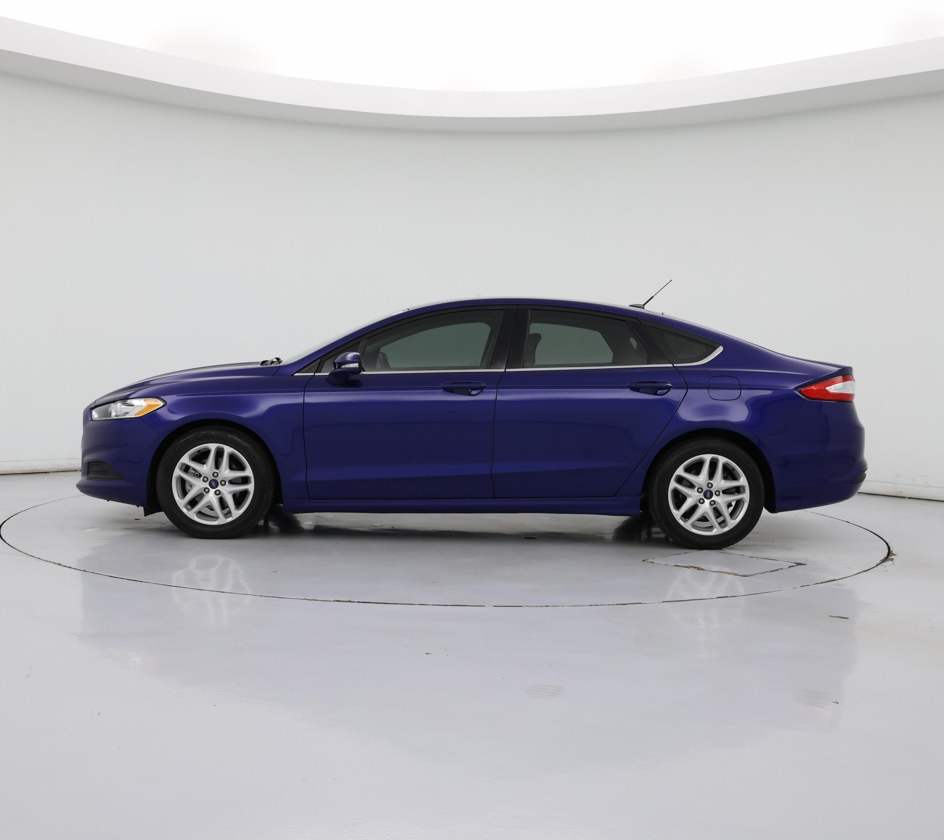 Thumbnail: 2015 Ford Fusion - 3