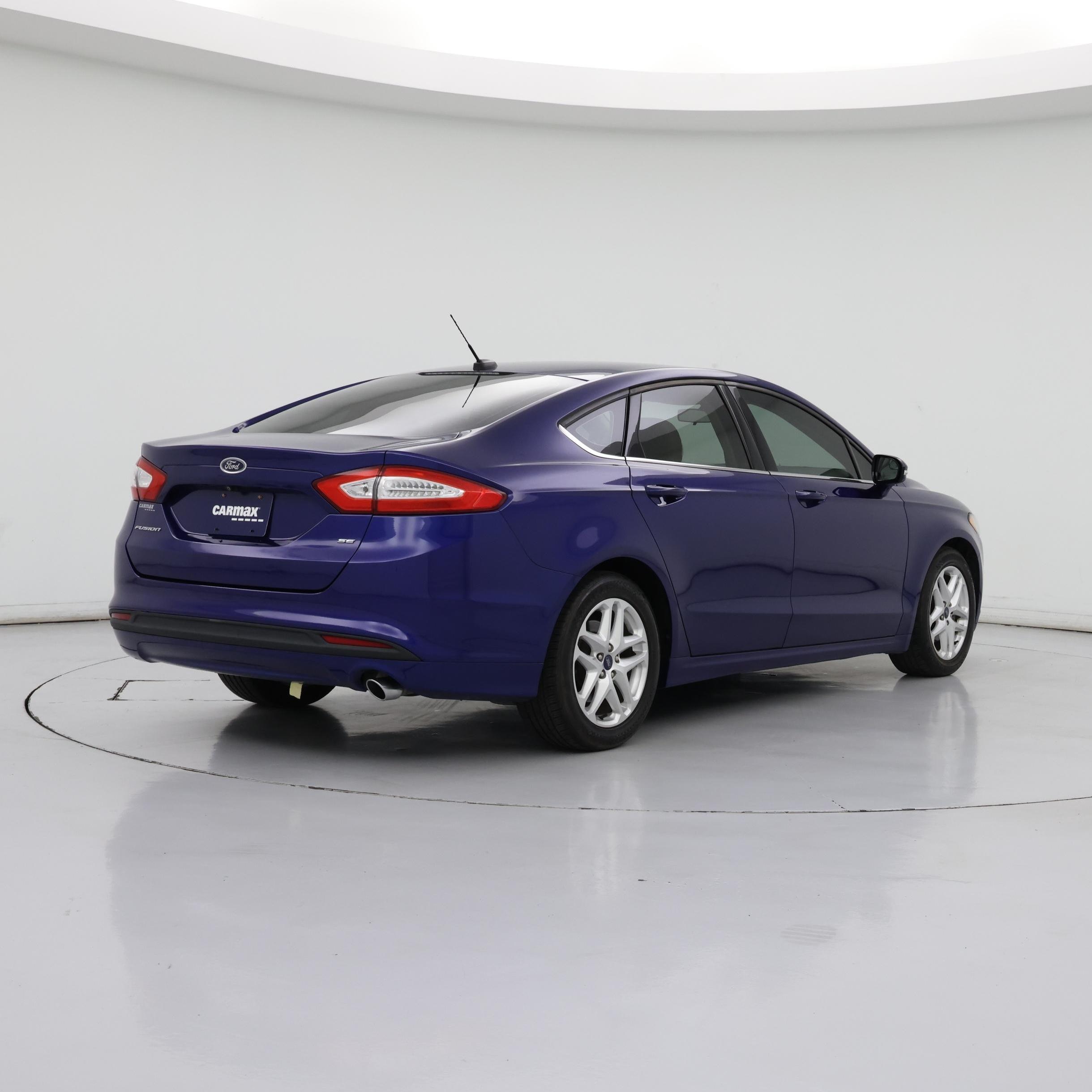 Thumbnail: 2015 Ford Fusion - 8