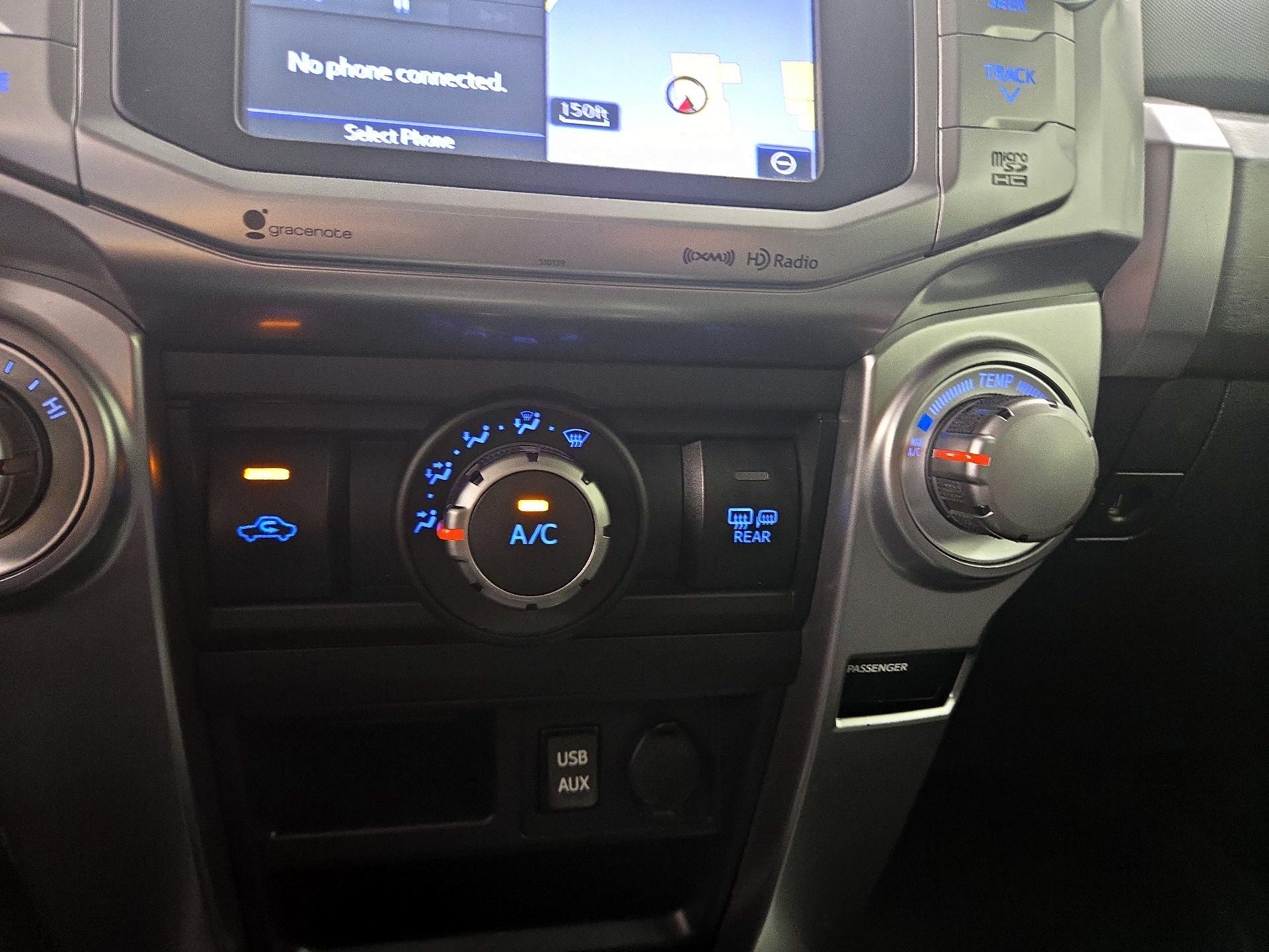 Thumbnail: 2016 Toyota 4Runner - 17