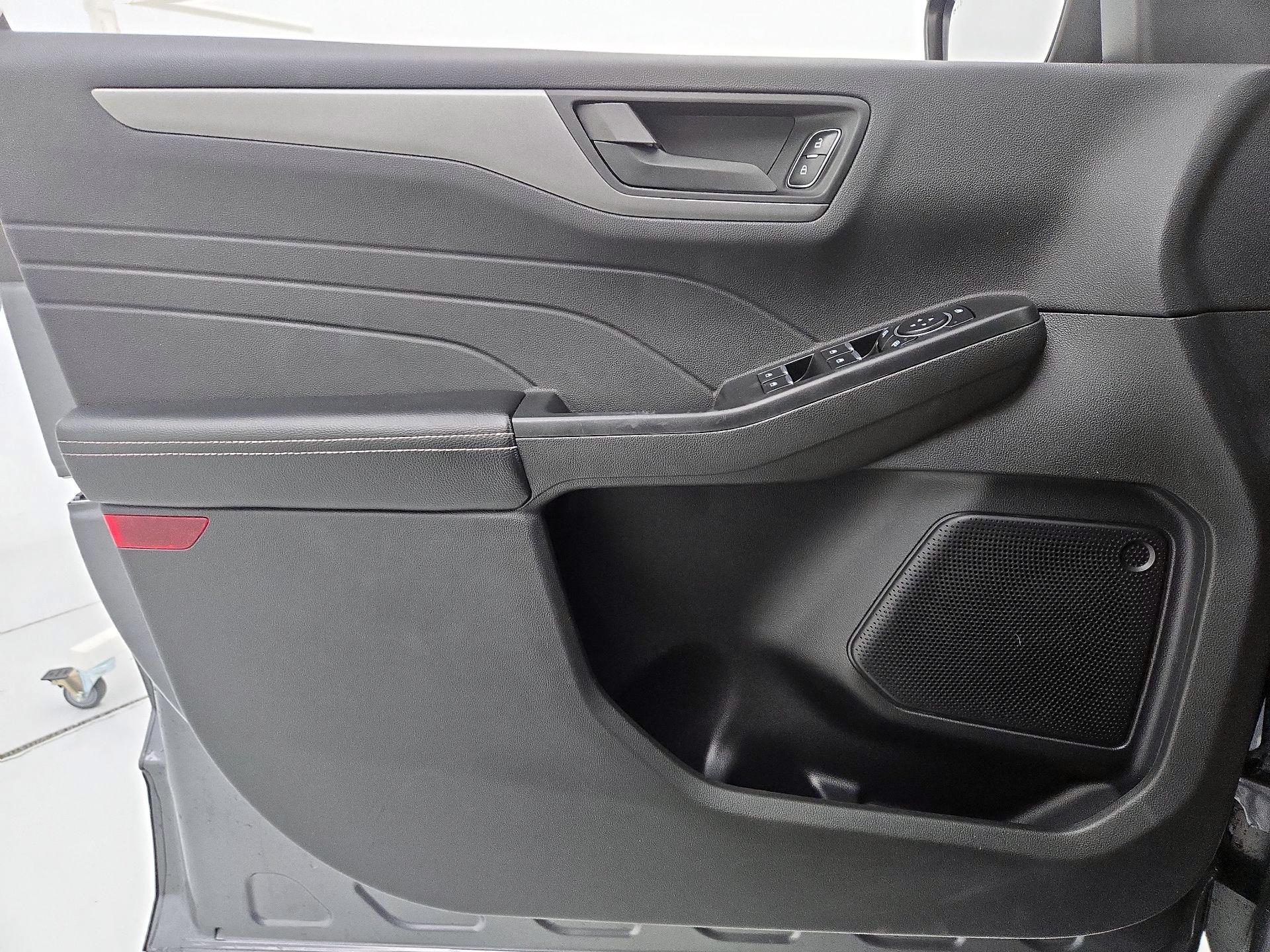 Thumbnail: 2023 Ford Escape - 12