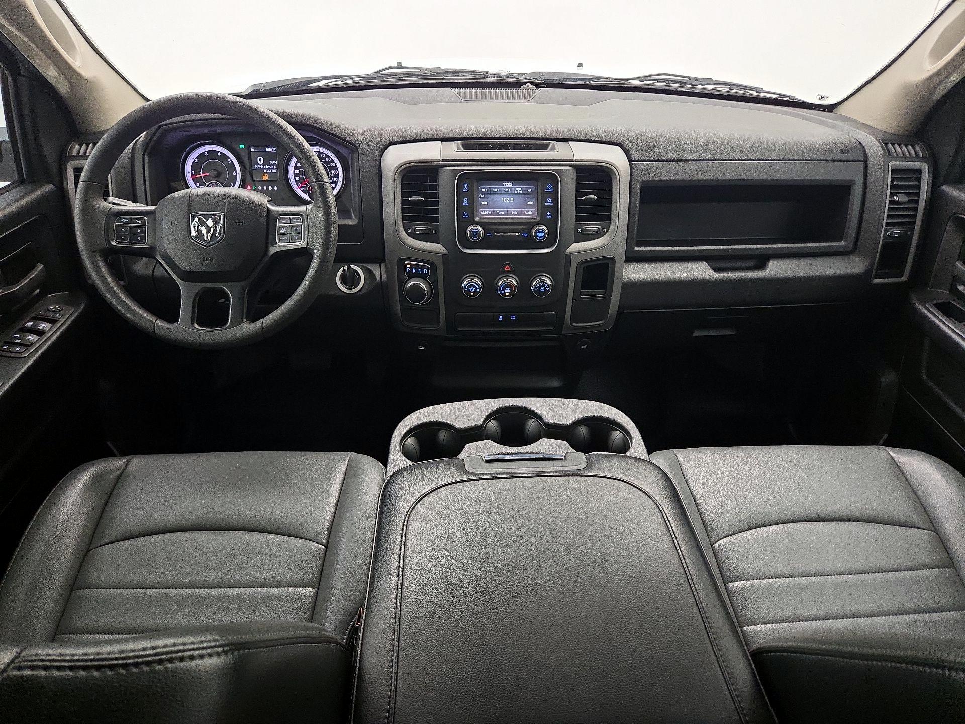 Thumbnail: 2024 RAM 1500 Classic - 9