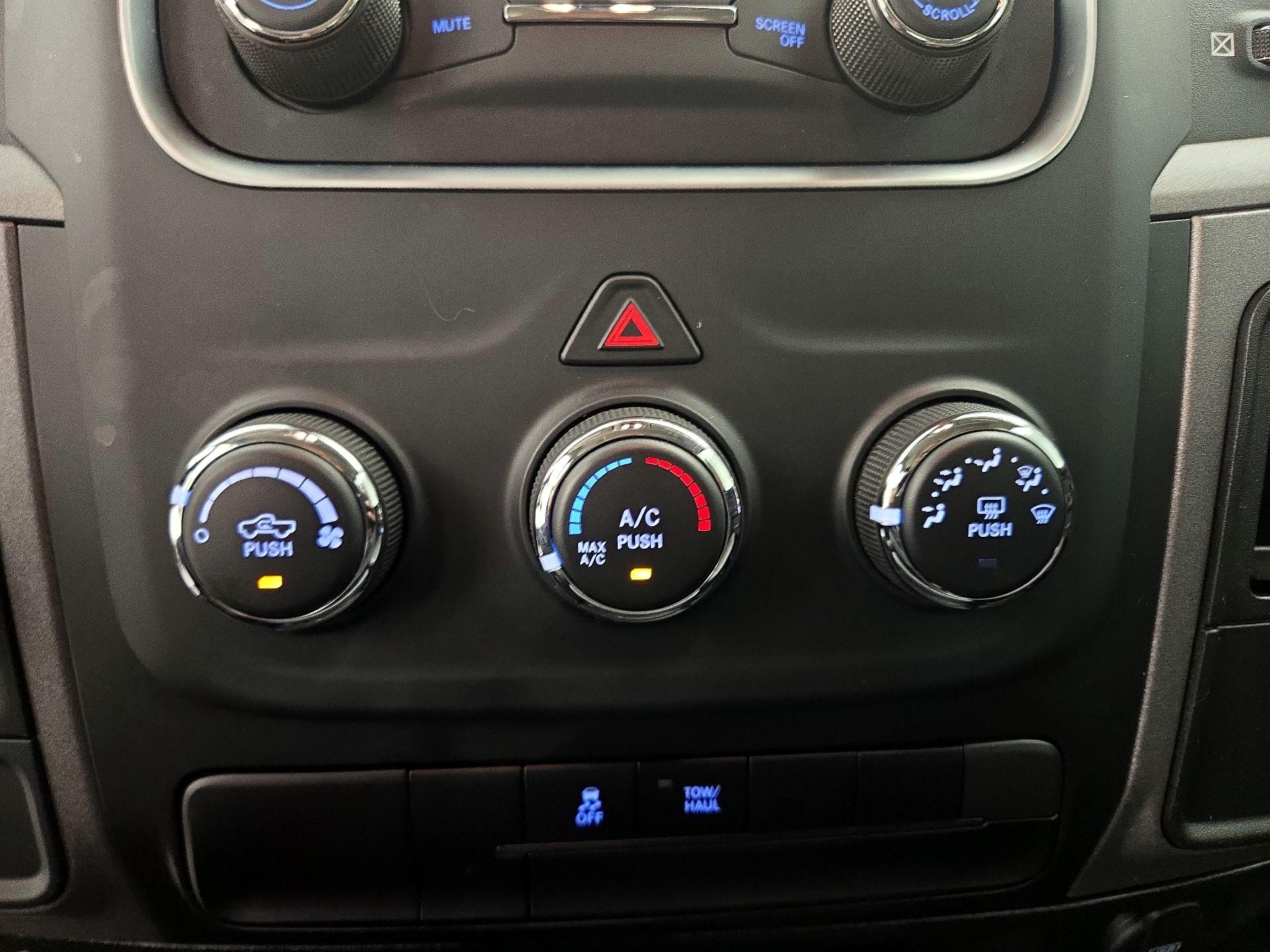 Thumbnail: 2024 RAM 1500 Classic - 16