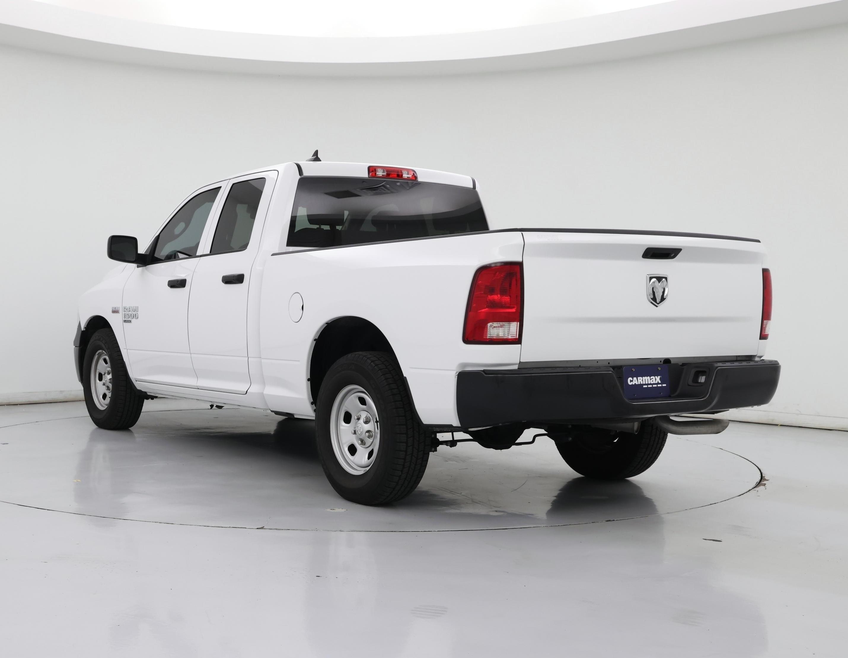 Thumbnail: 2024 RAM 1500 Classic - 2