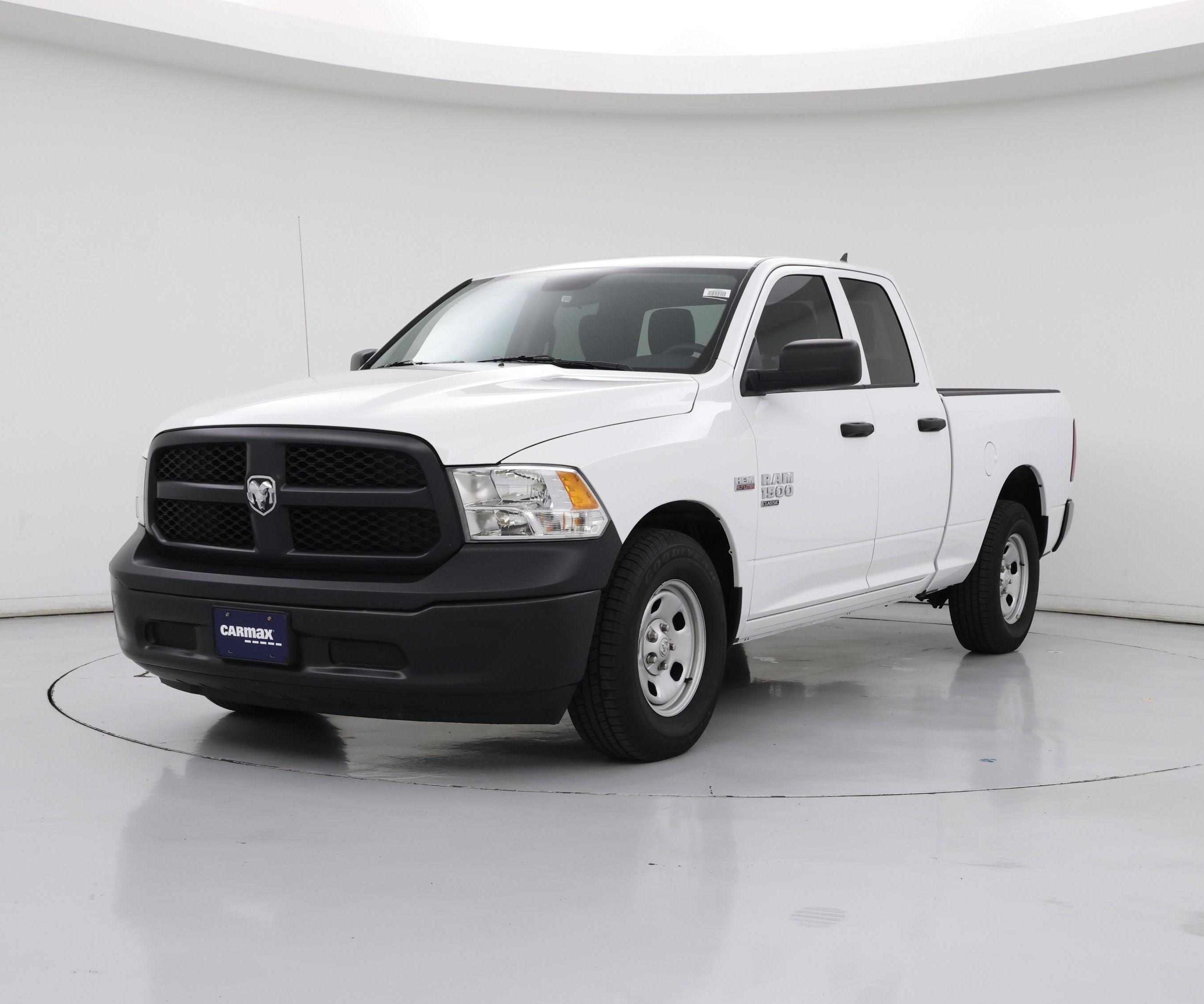 Thumbnail: 2024 RAM 1500 Classic - 4