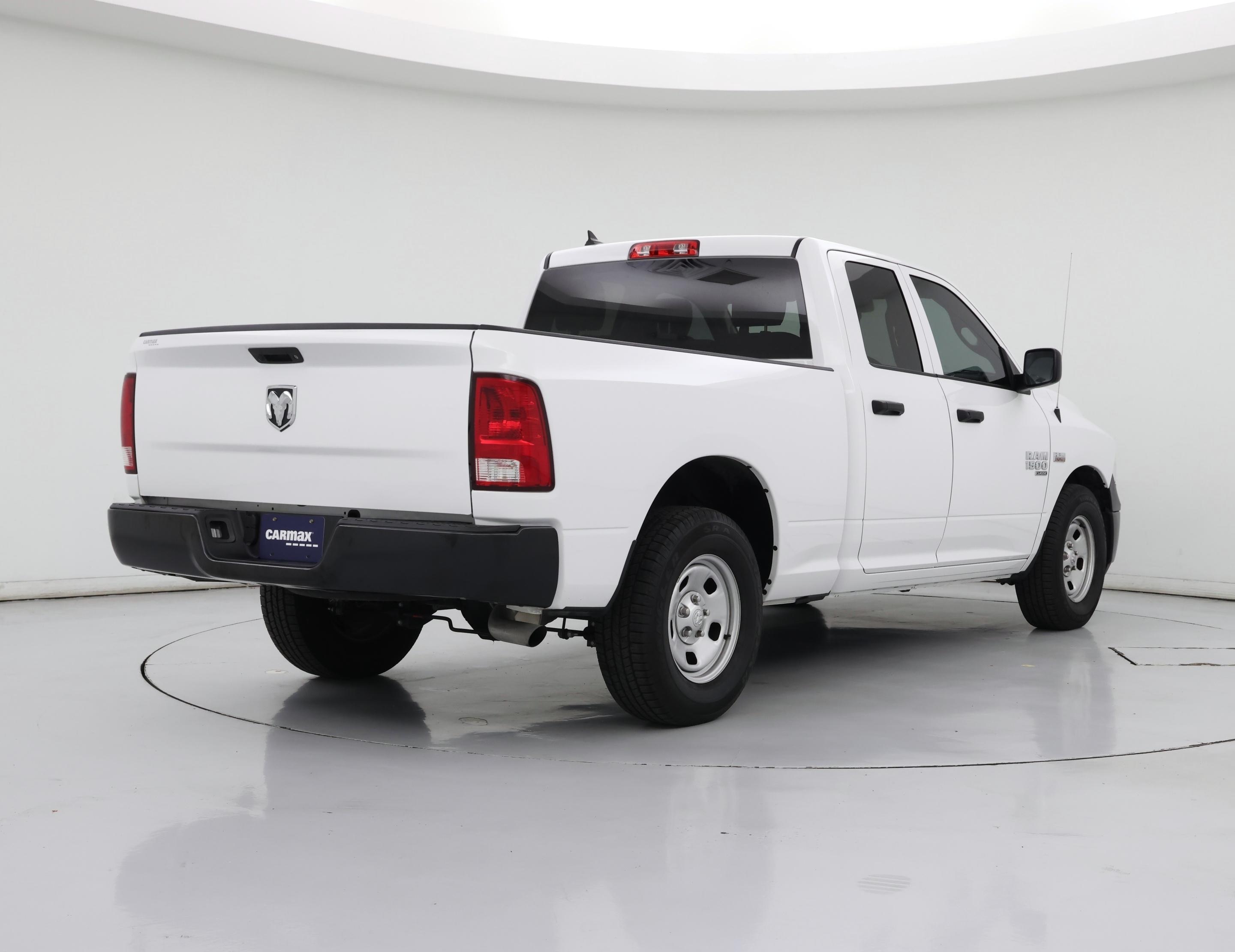 Thumbnail: 2024 RAM 1500 Classic - 8
