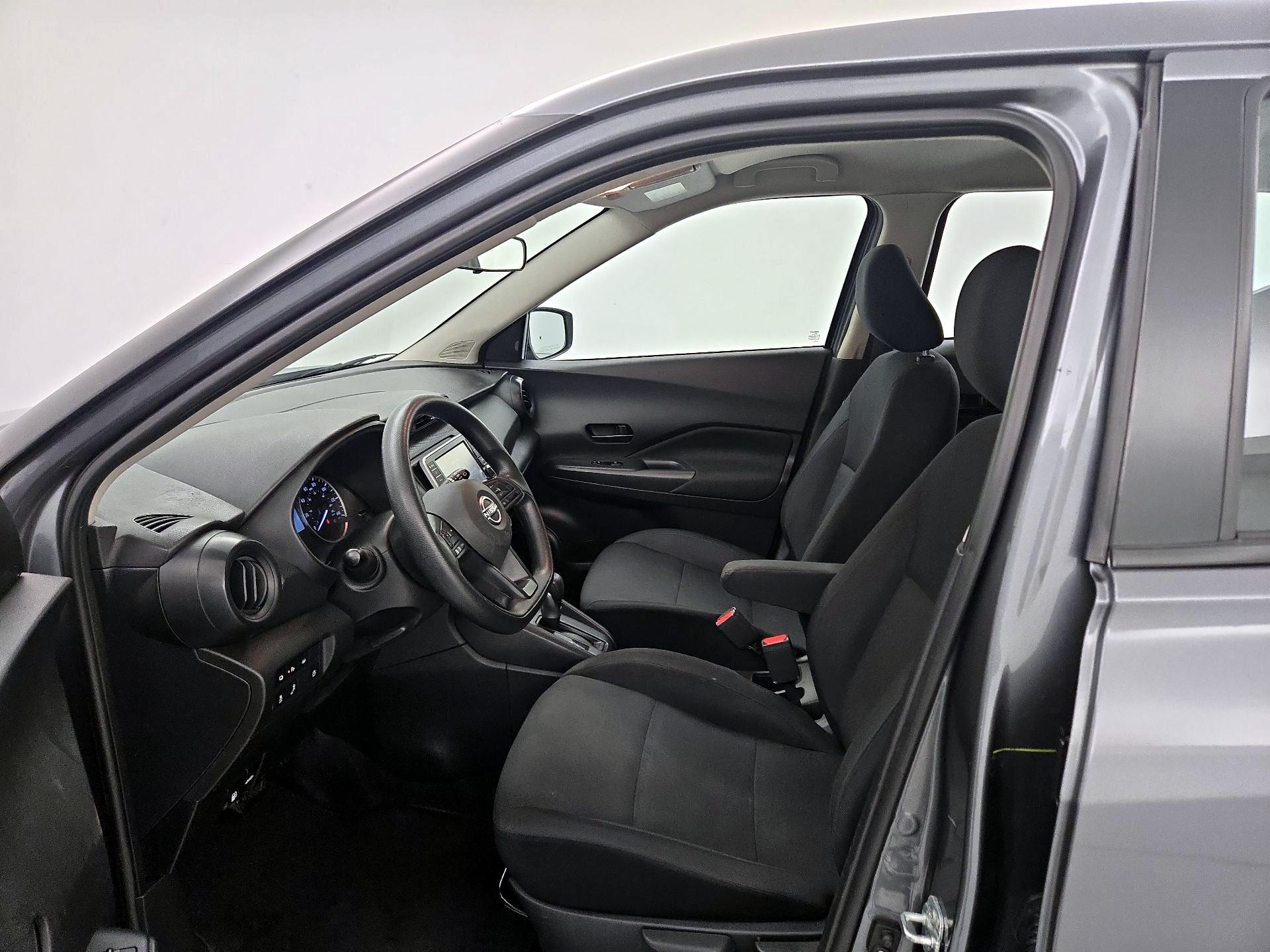 Thumbnail: 2023 Nissan Kicks - 11