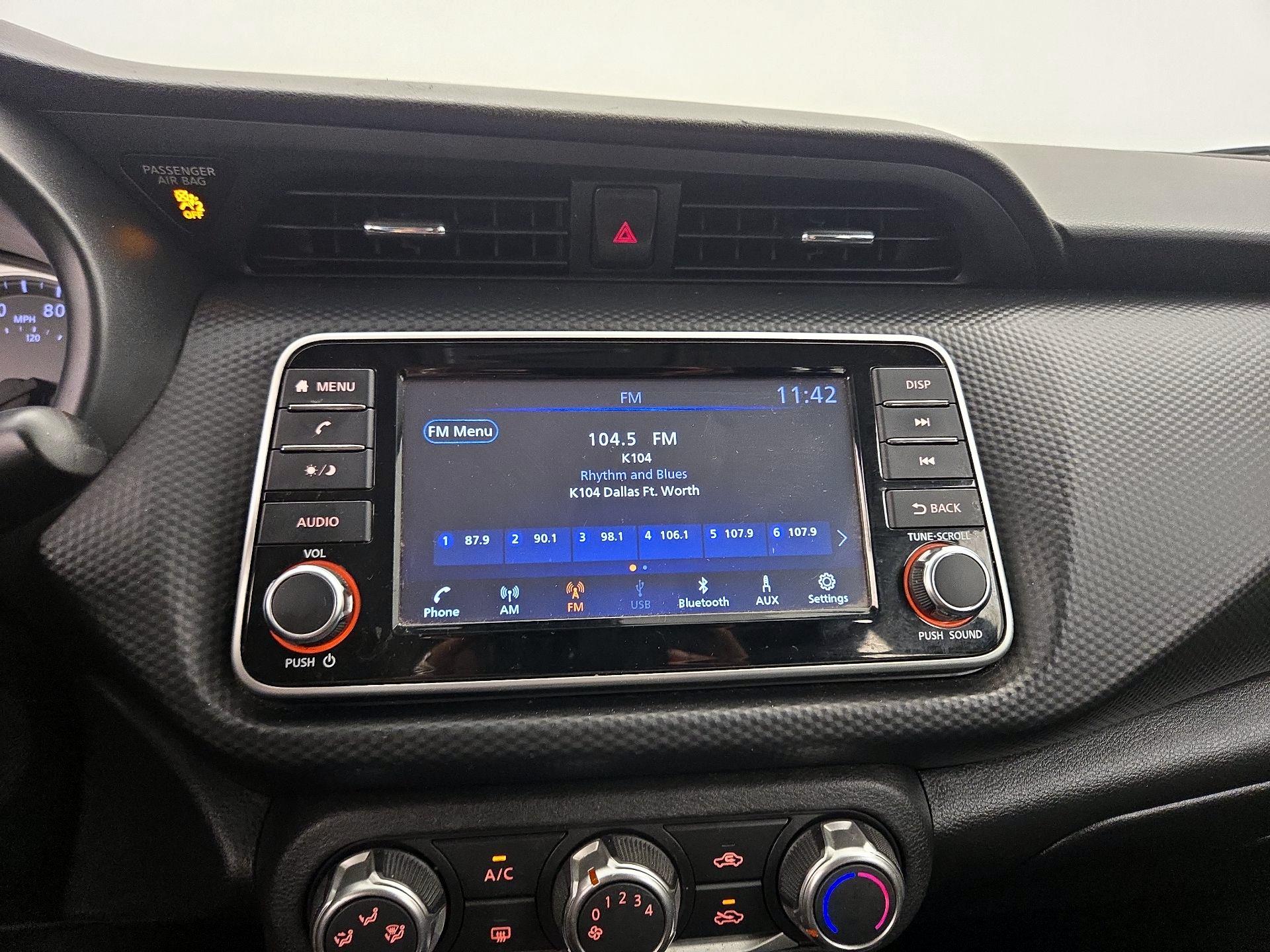 Thumbnail: 2023 Nissan Kicks - 15