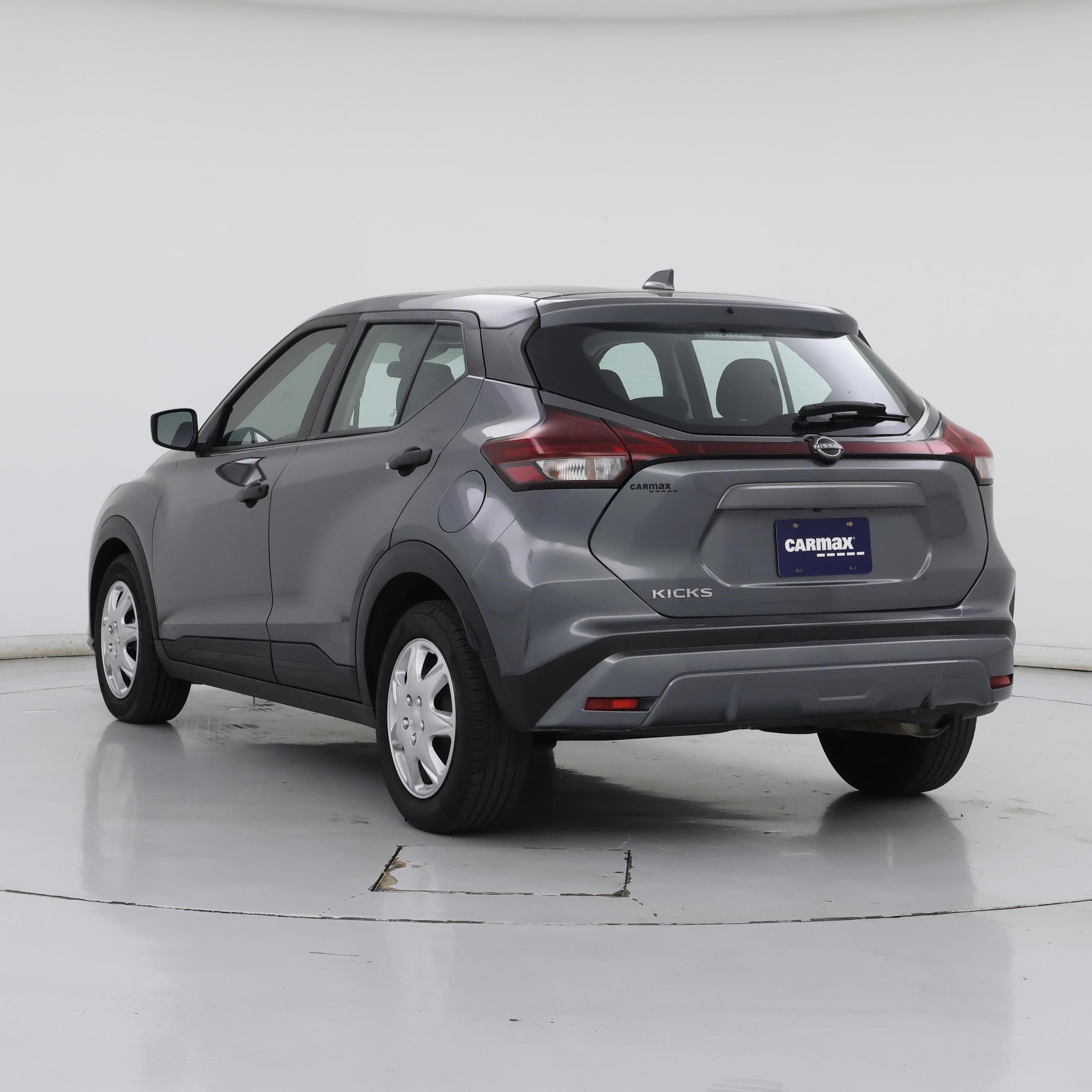Thumbnail: 2023 Nissan Kicks - 2