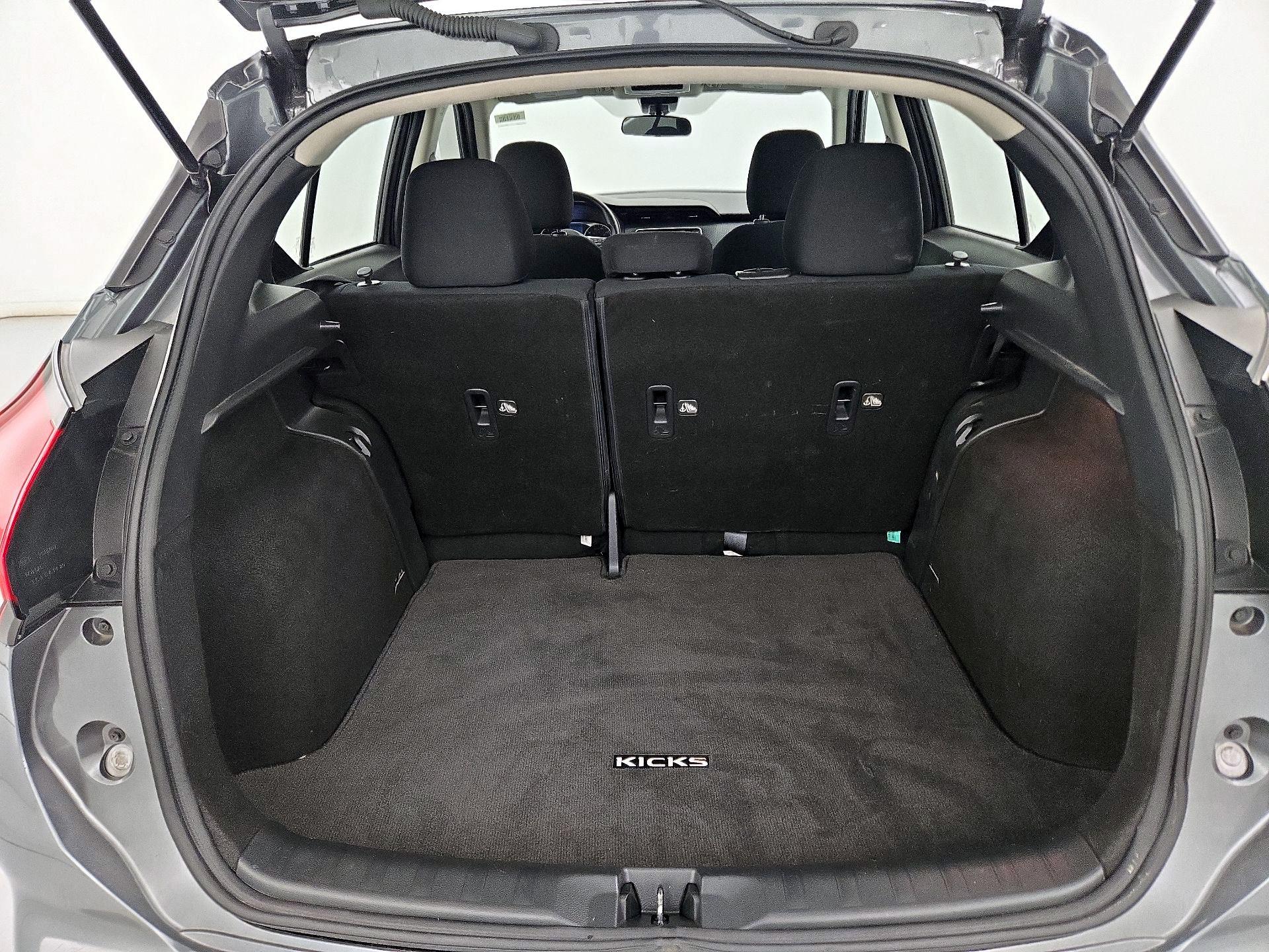 Thumbnail: 2023 Nissan Kicks - 20