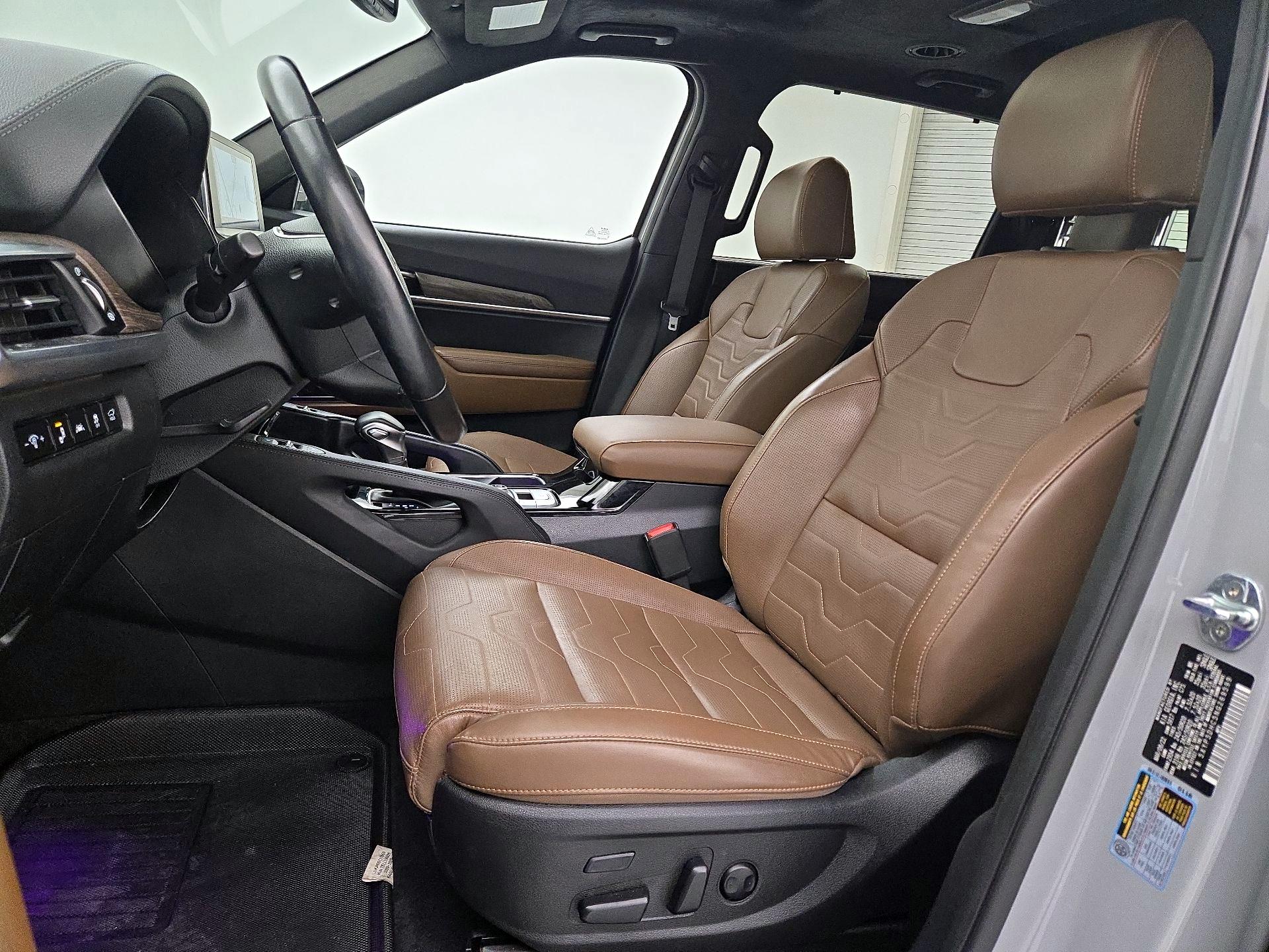 Thumbnail: 2022 Kia Telluride - 11