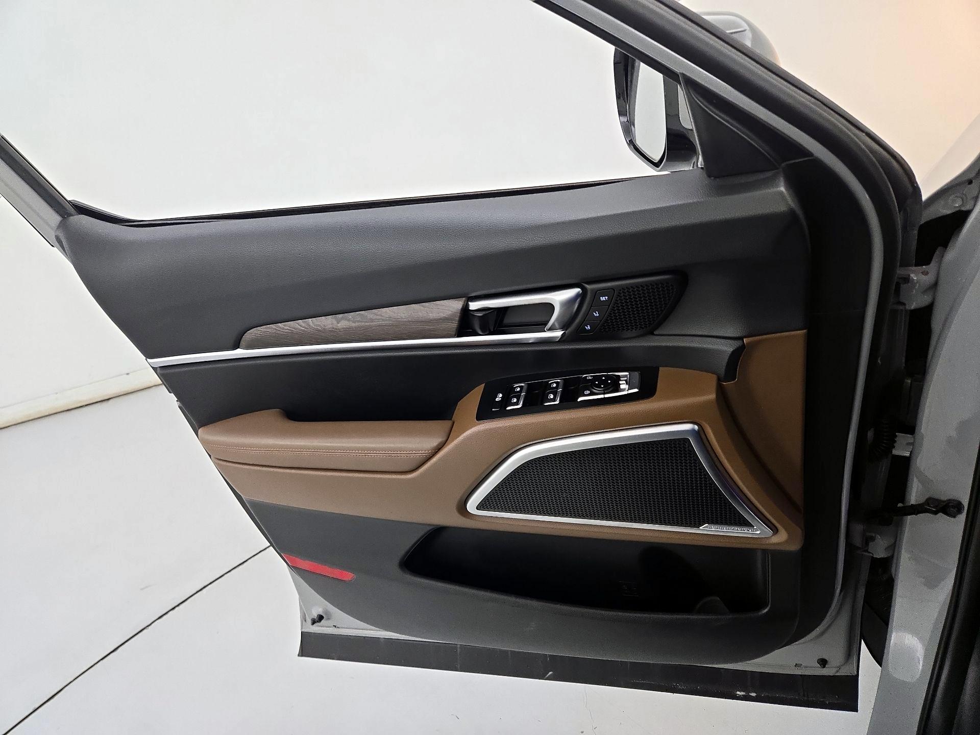 Thumbnail: 2022 Kia Telluride - 12