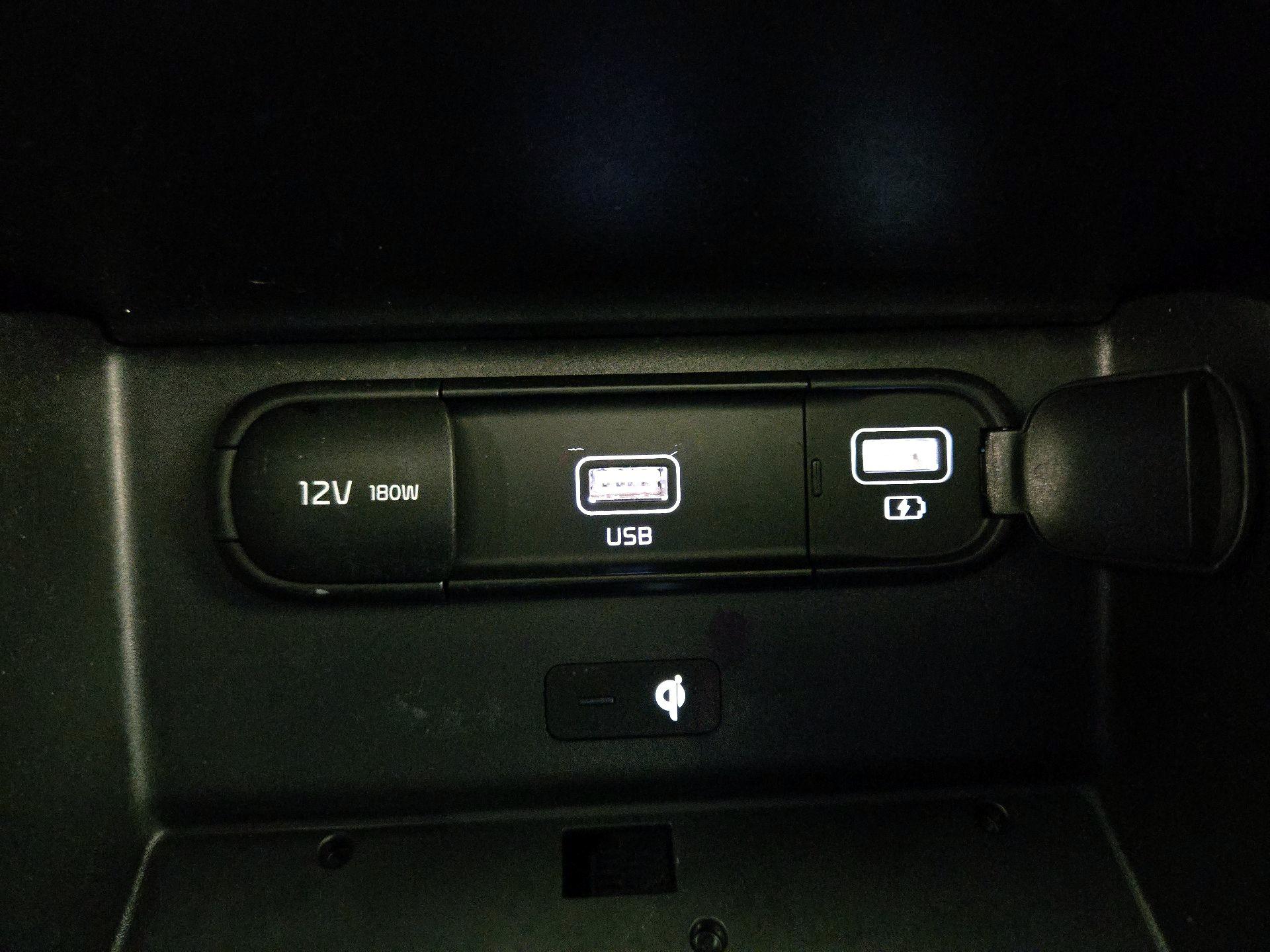 Thumbnail: 2022 Kia Telluride - 19