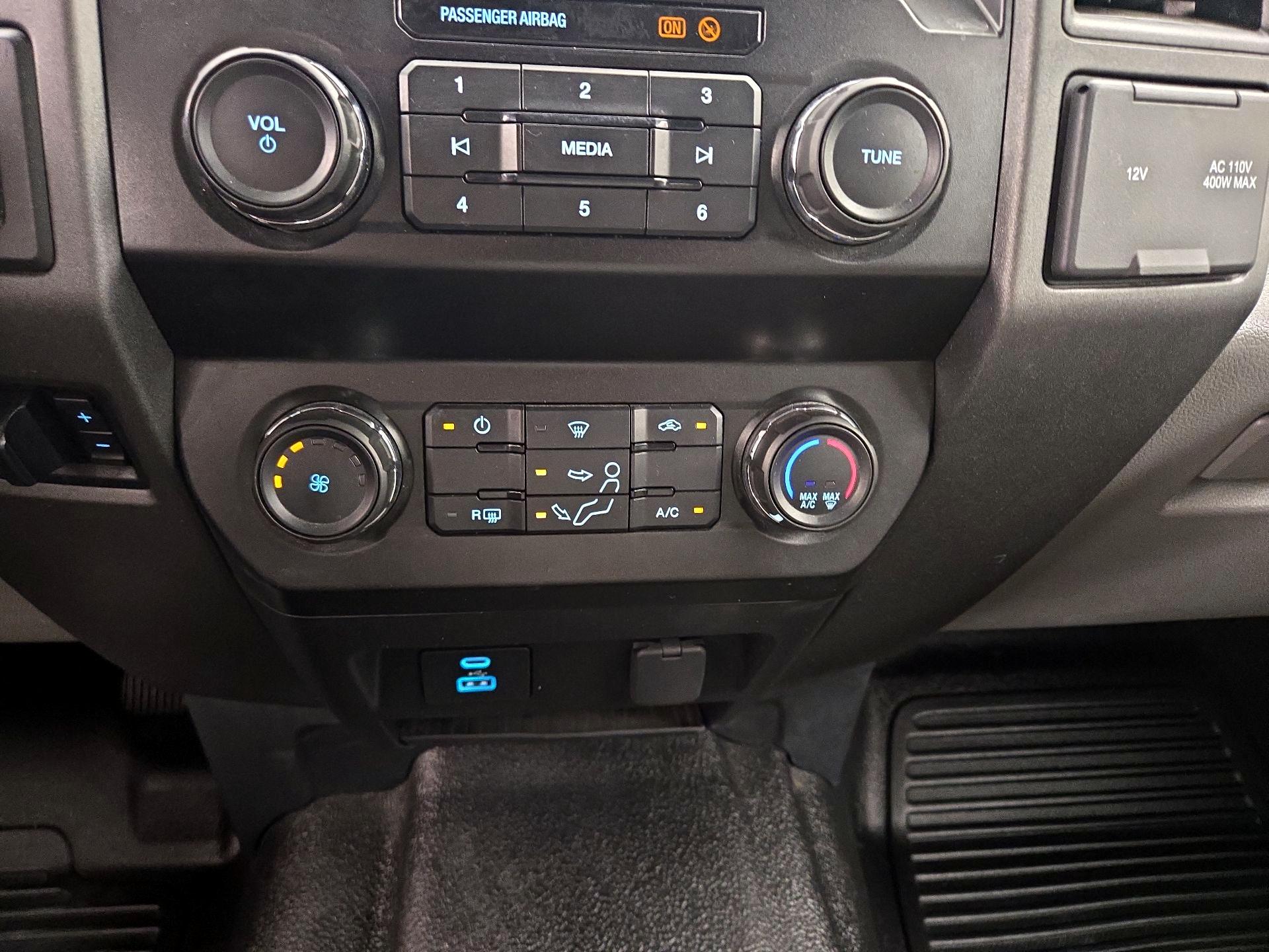 Thumbnail: 2022 Ford F-250 - 16