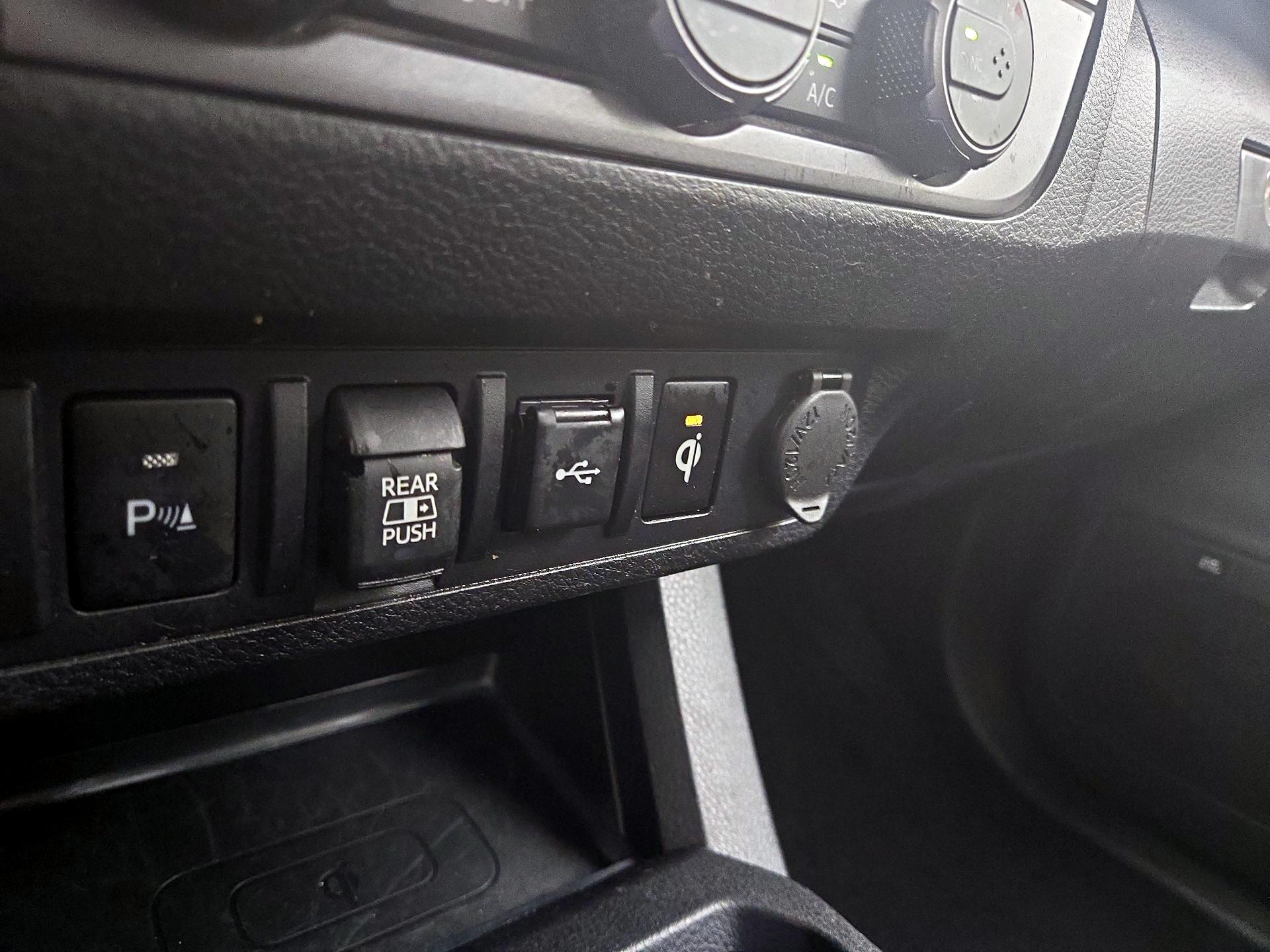 Thumbnail: 2023 Toyota Tacoma - 19