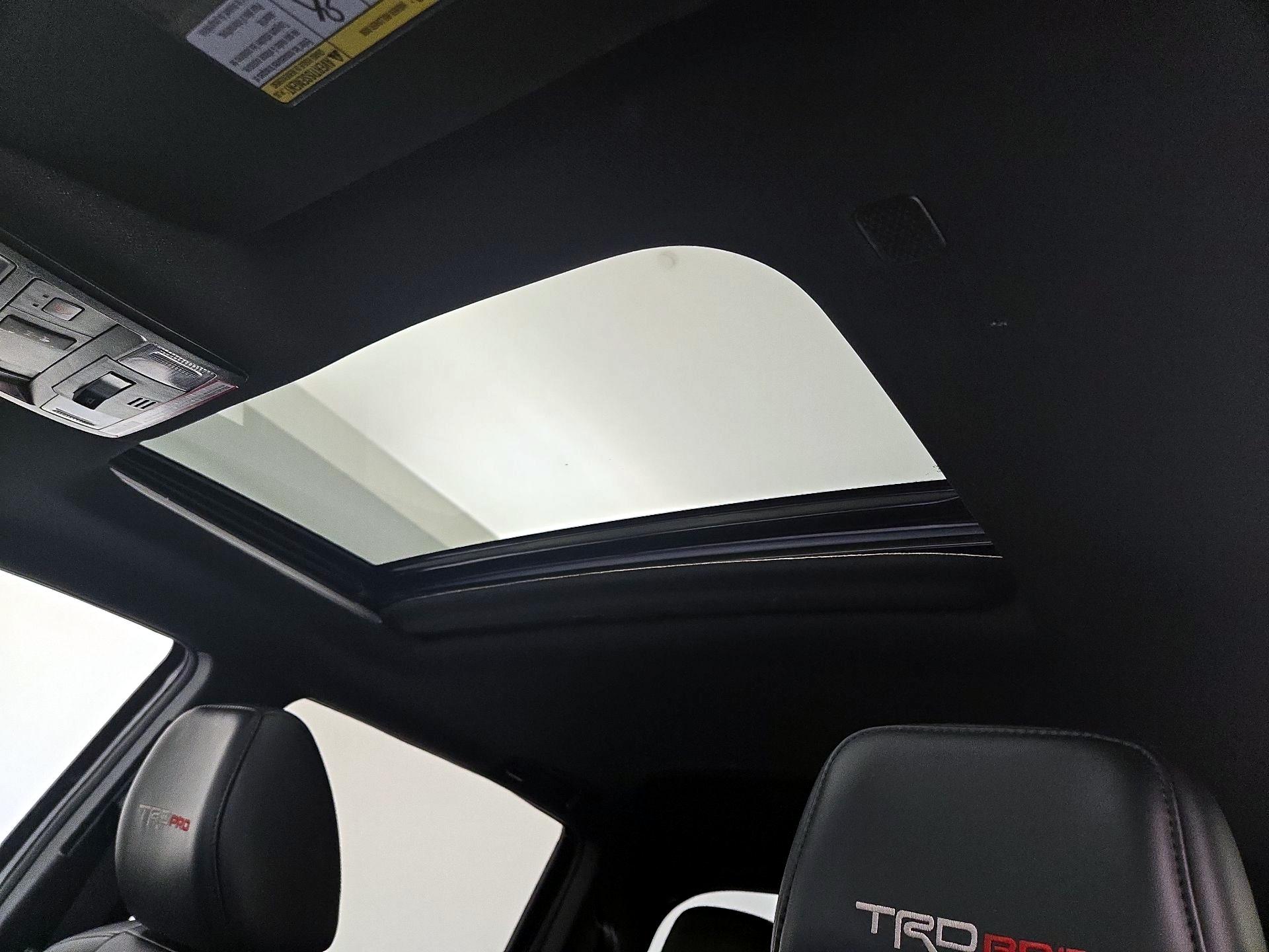 Thumbnail: 2023 Toyota Tacoma - 20