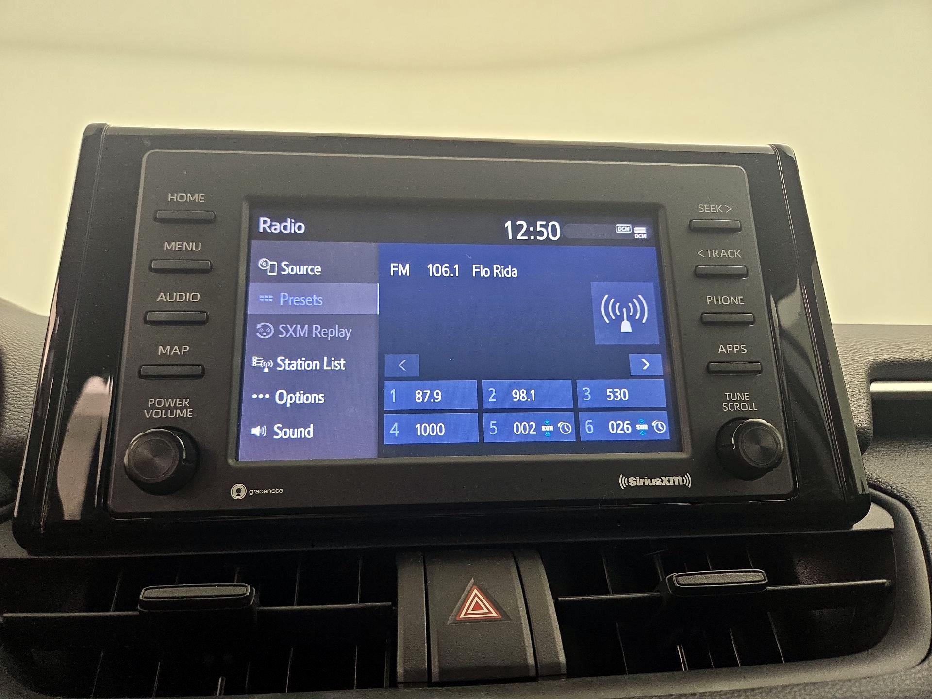 Thumbnail: 2020 Toyota RAV4 - 15