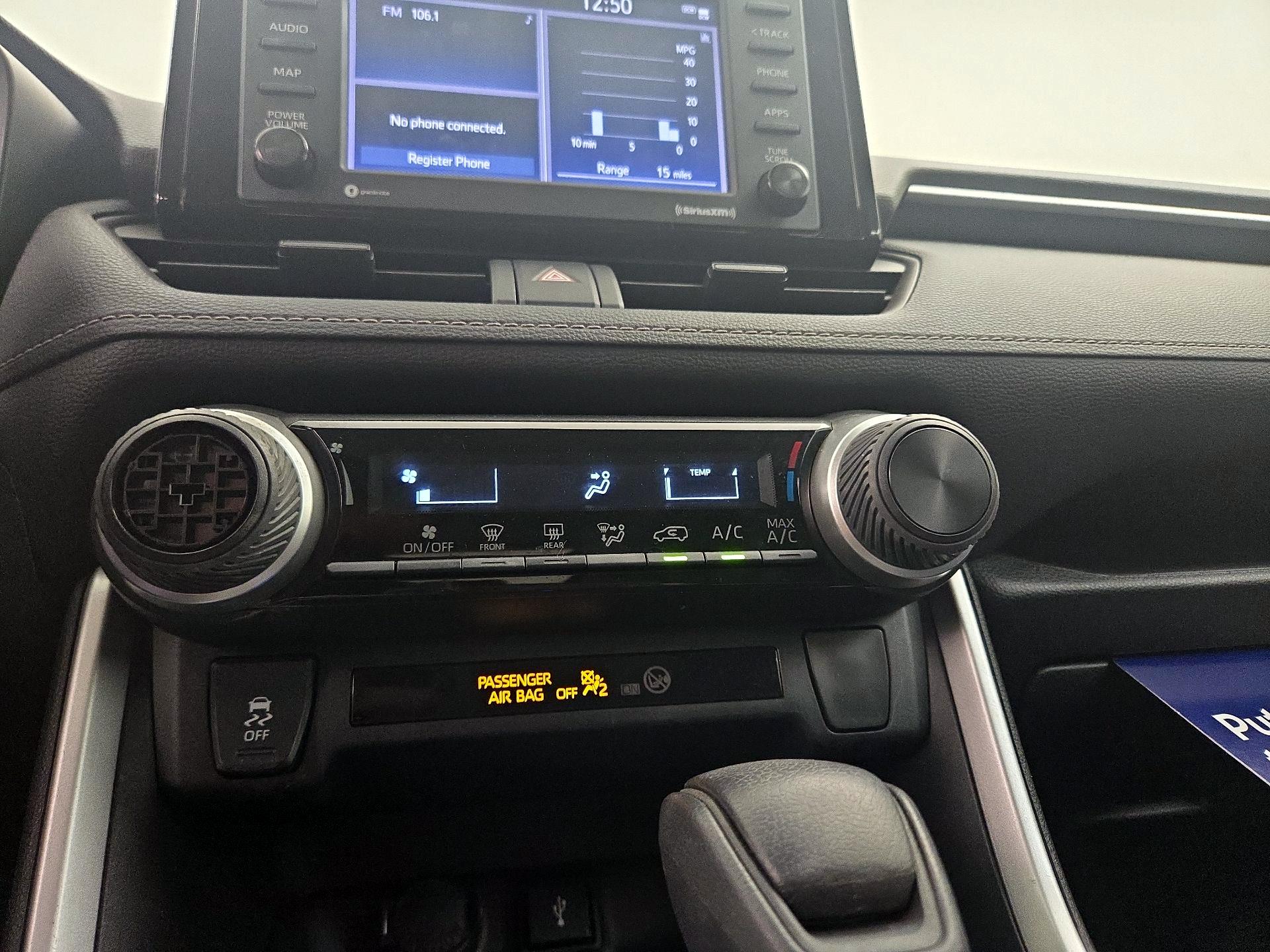 Thumbnail: 2020 Toyota RAV4 - 16