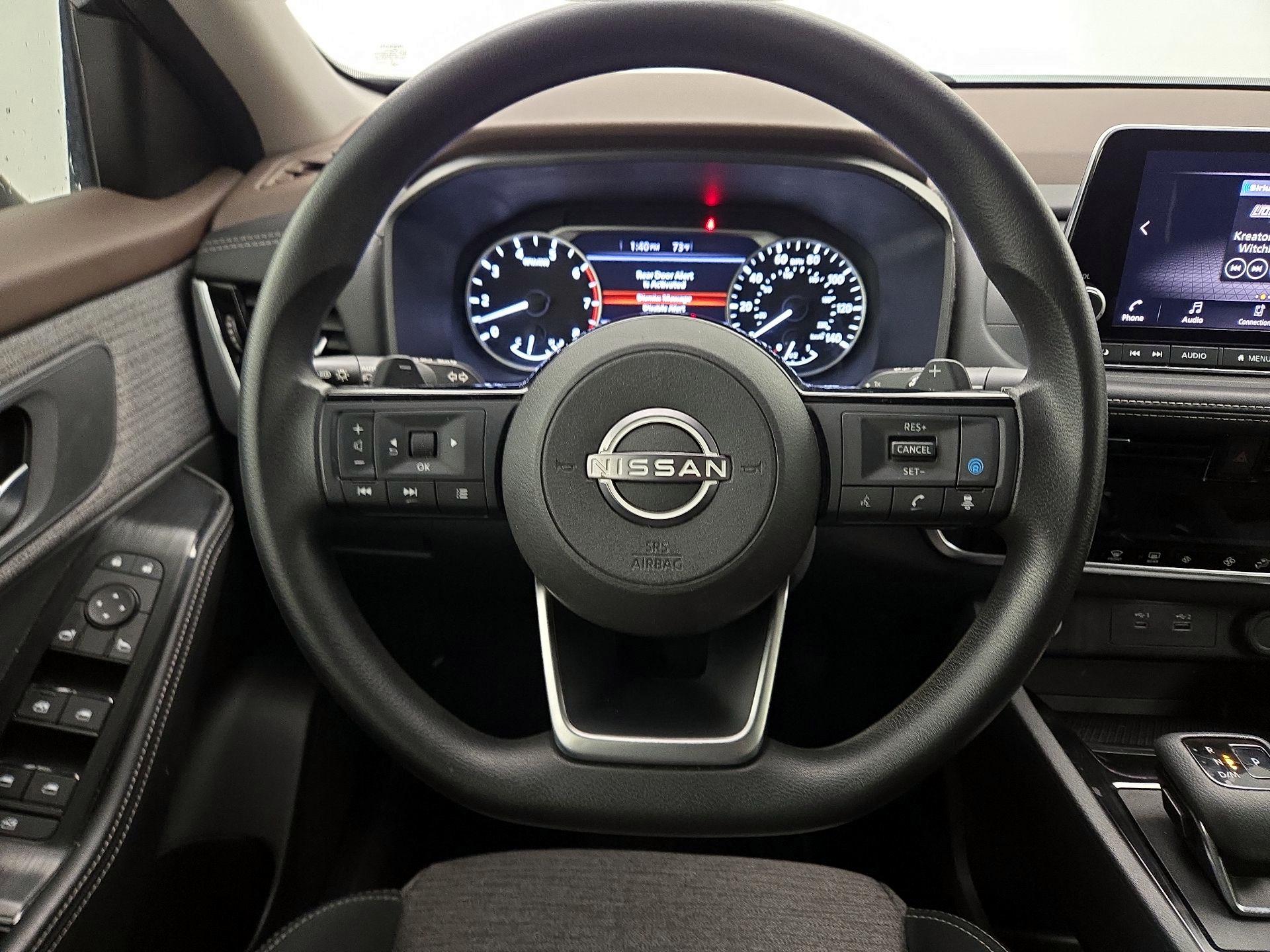 Thumbnail: 2022 Nissan Rogue - 10