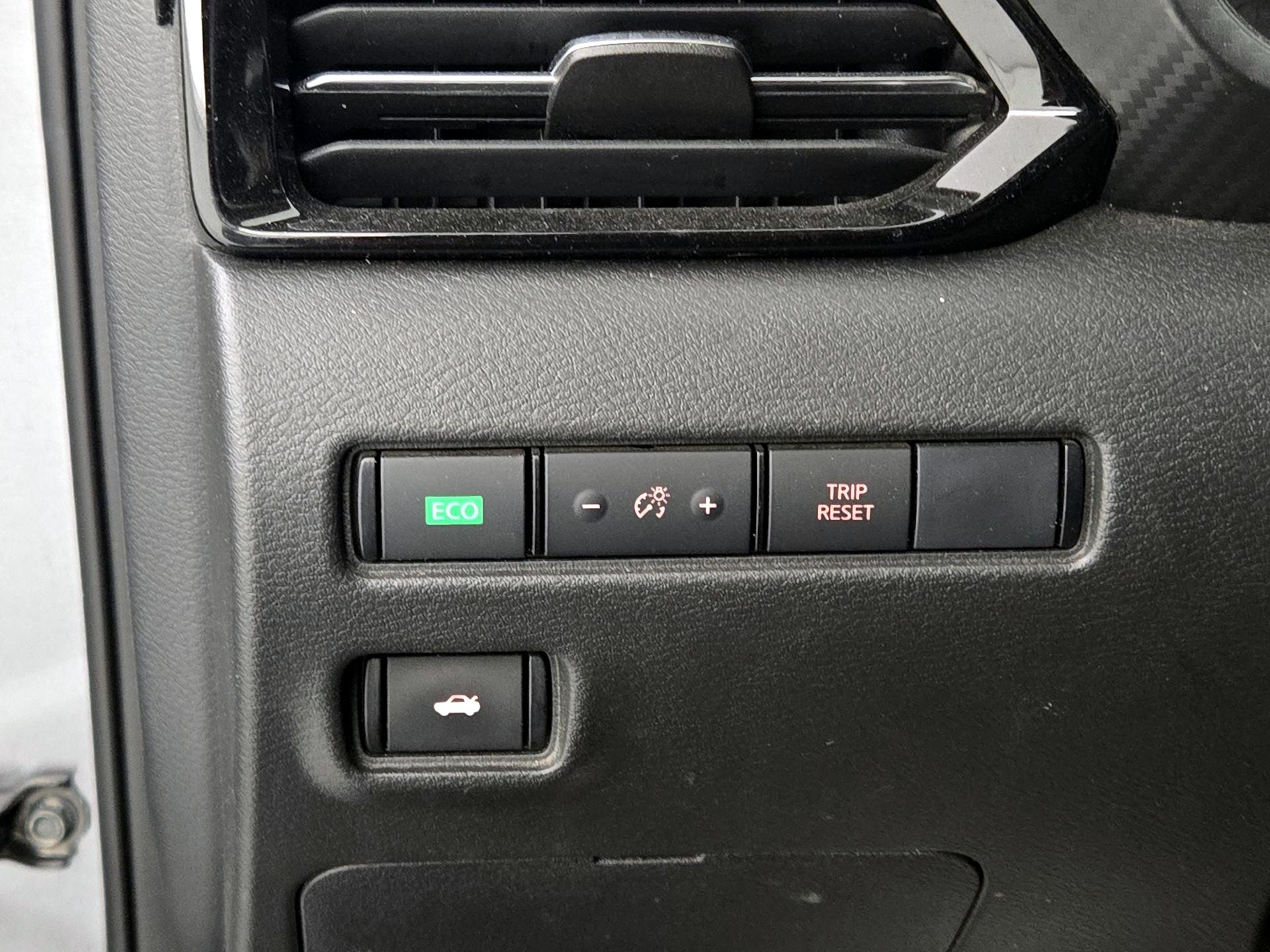 Thumbnail: 2023 Nissan Sentra - 13