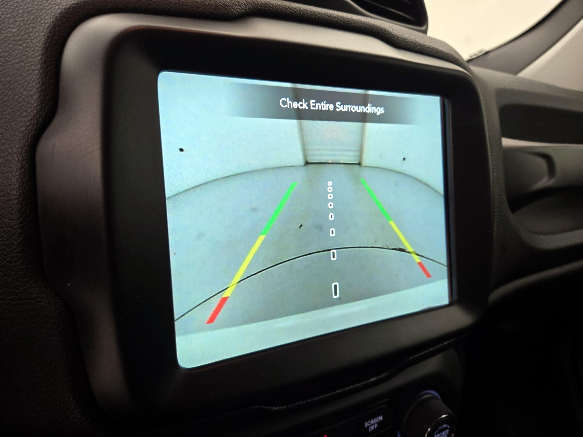 Thumbnail: 2023 Jeep Renegade - 15