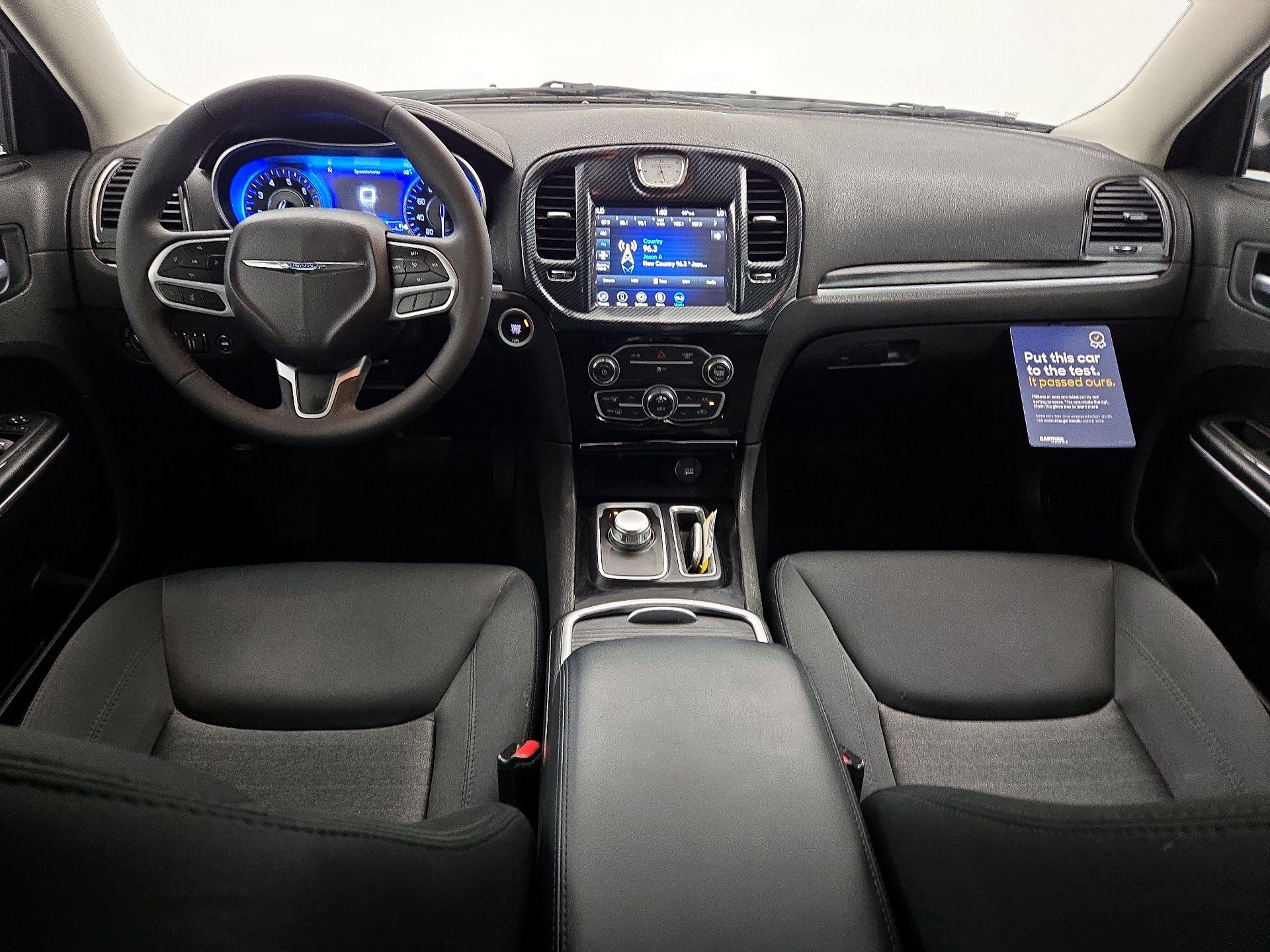 Thumbnail: 2023 Chrysler 300 - 9