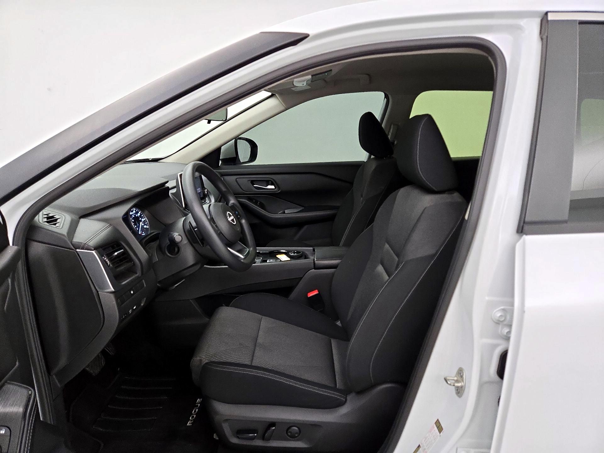 Thumbnail: 2024 Nissan Rogue - 11