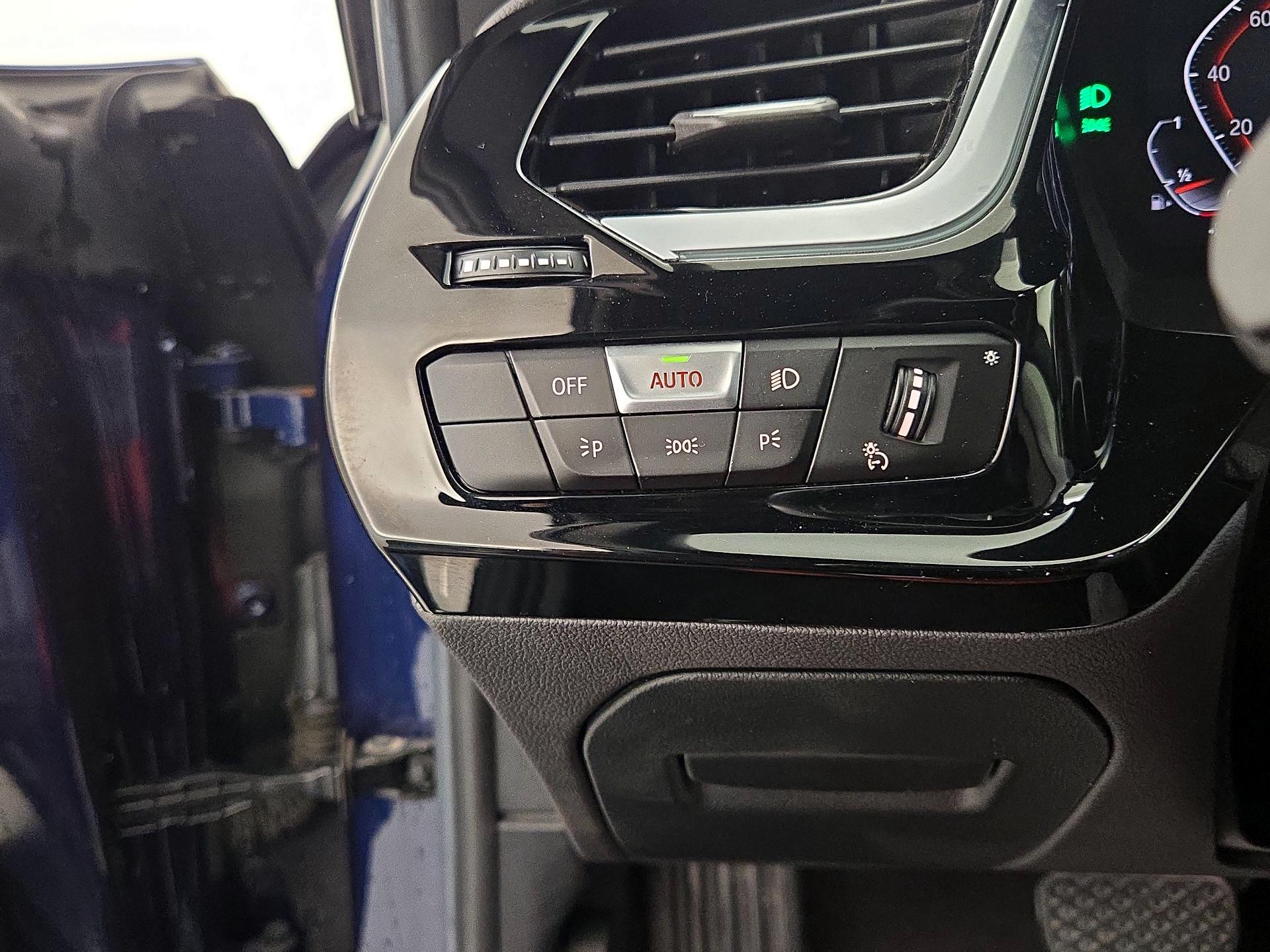 Thumbnail: 2019 BMW Z4 - 13